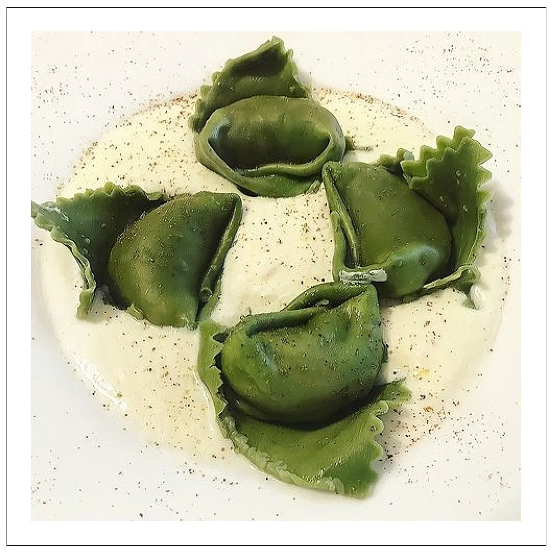 RAVIOLI AI CARCIOFI CON ROBIOLA E PEPE