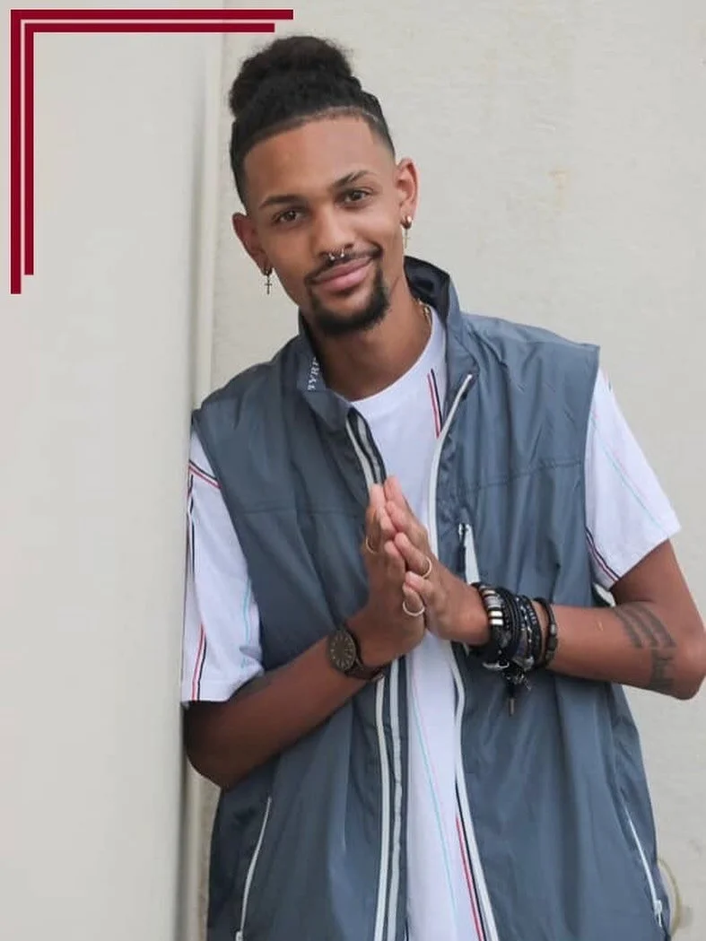 We have a guest instructor for our Salsa class  tonight 🎉 @mr.twinkle_toes_world Jordan Perry. 
DM us if you'd like to join our week 2/4 of this series 💃