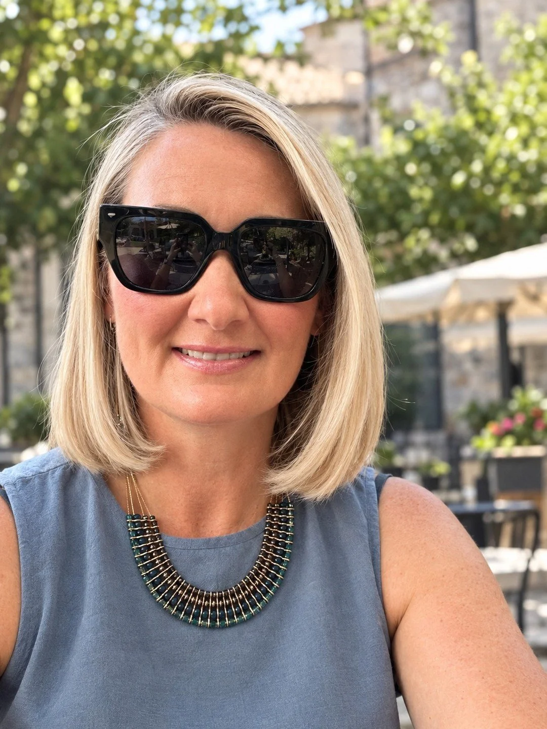 Sometimes the best ideas don't come from sitting at your desk.

On Tuesday morning I worked from my local French market here in Prades. It is one of the best markets around with loads of hustle and bustle. If you haven't visited yet - you must! 

Lap