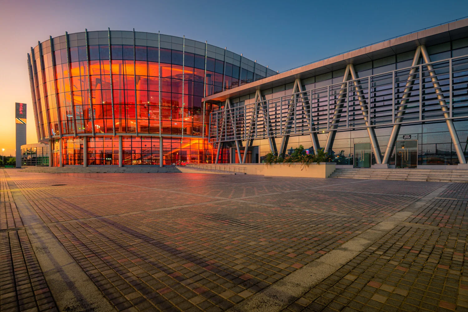 "SAPA in Orange" 2020: Southern Academy for the Performing Arts lit up in orange for World Cancer Day 2020.