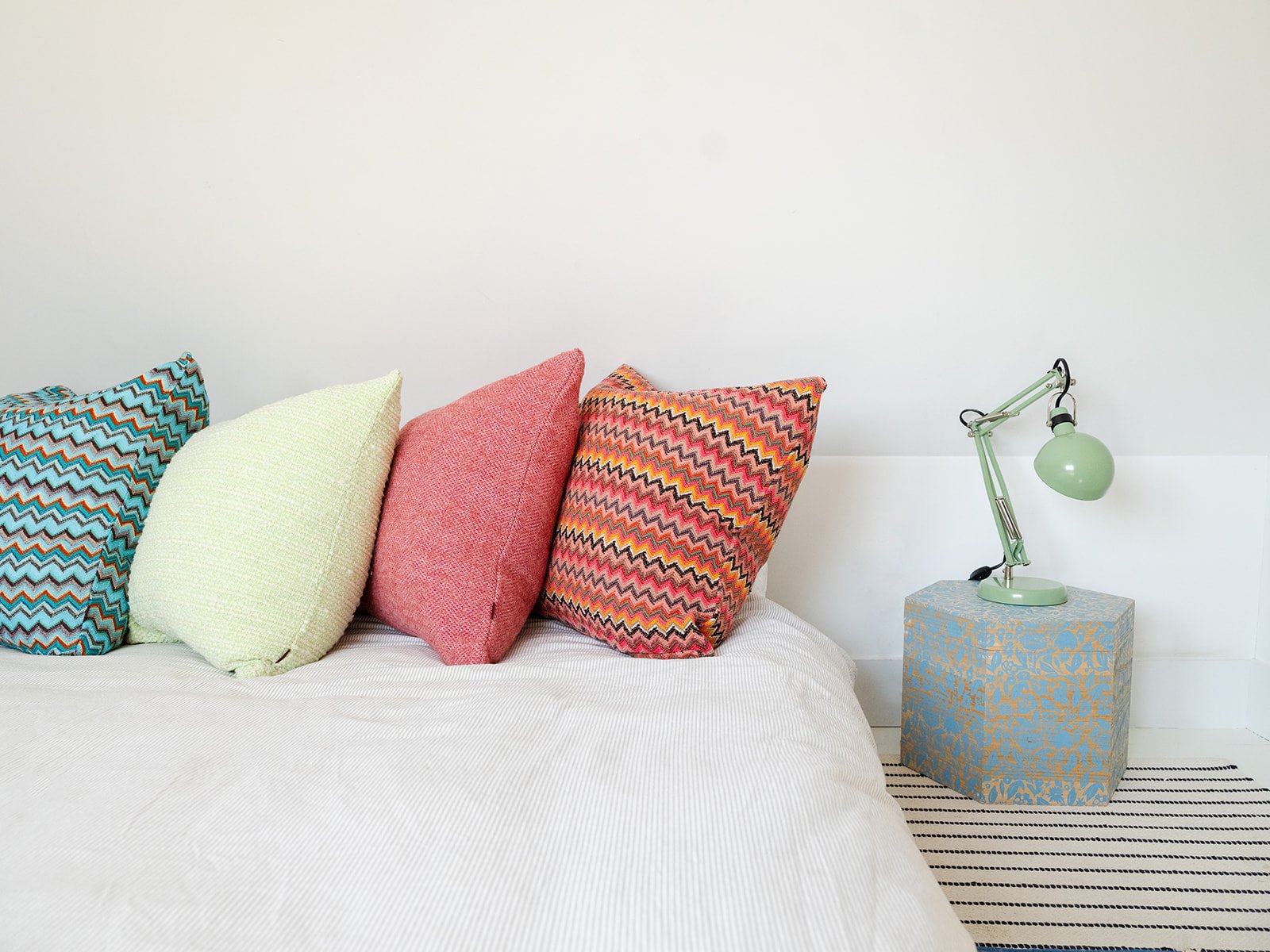 LuxuryThrowPillows_RagBoneRoseGucciMissoniBroderieStudio1.jpg