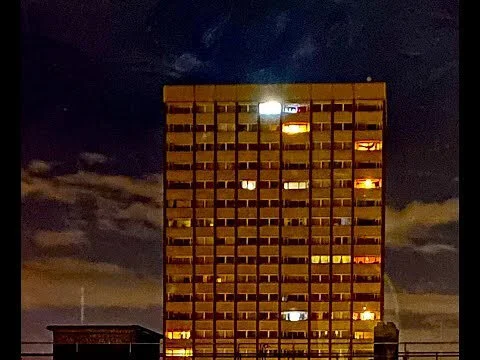 The last light by Lee Maelzer