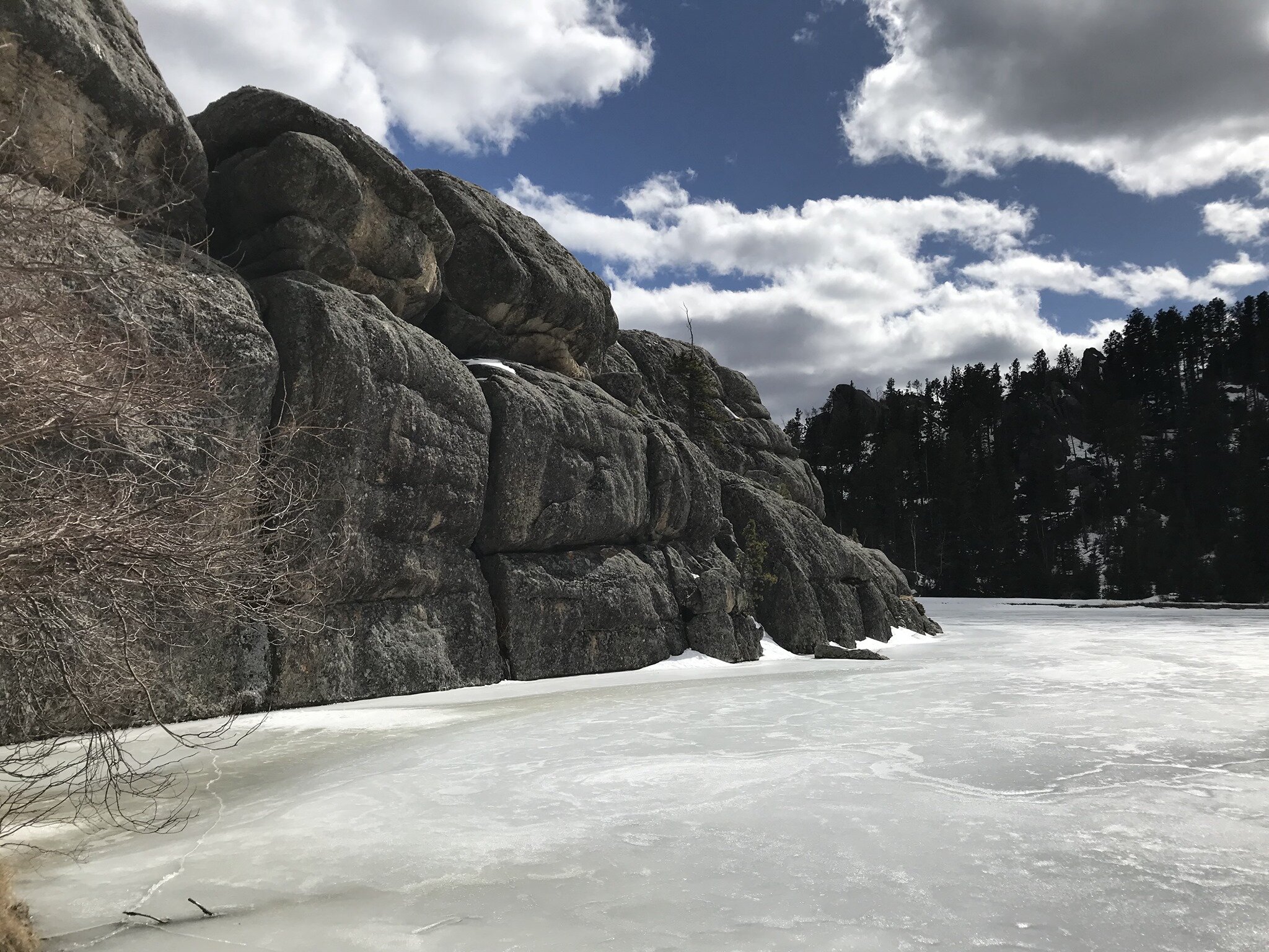 frozen-sylvan-lake.jpg