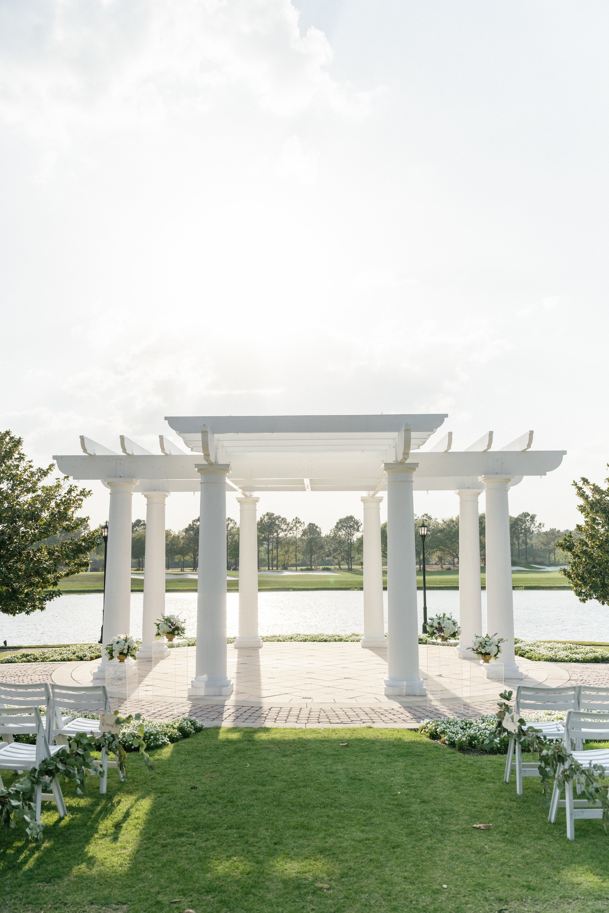 16Timeless White Courtyard Wedding | Ritz Carlton Orlando | Photographers Dewitt for Love Photography.jpg