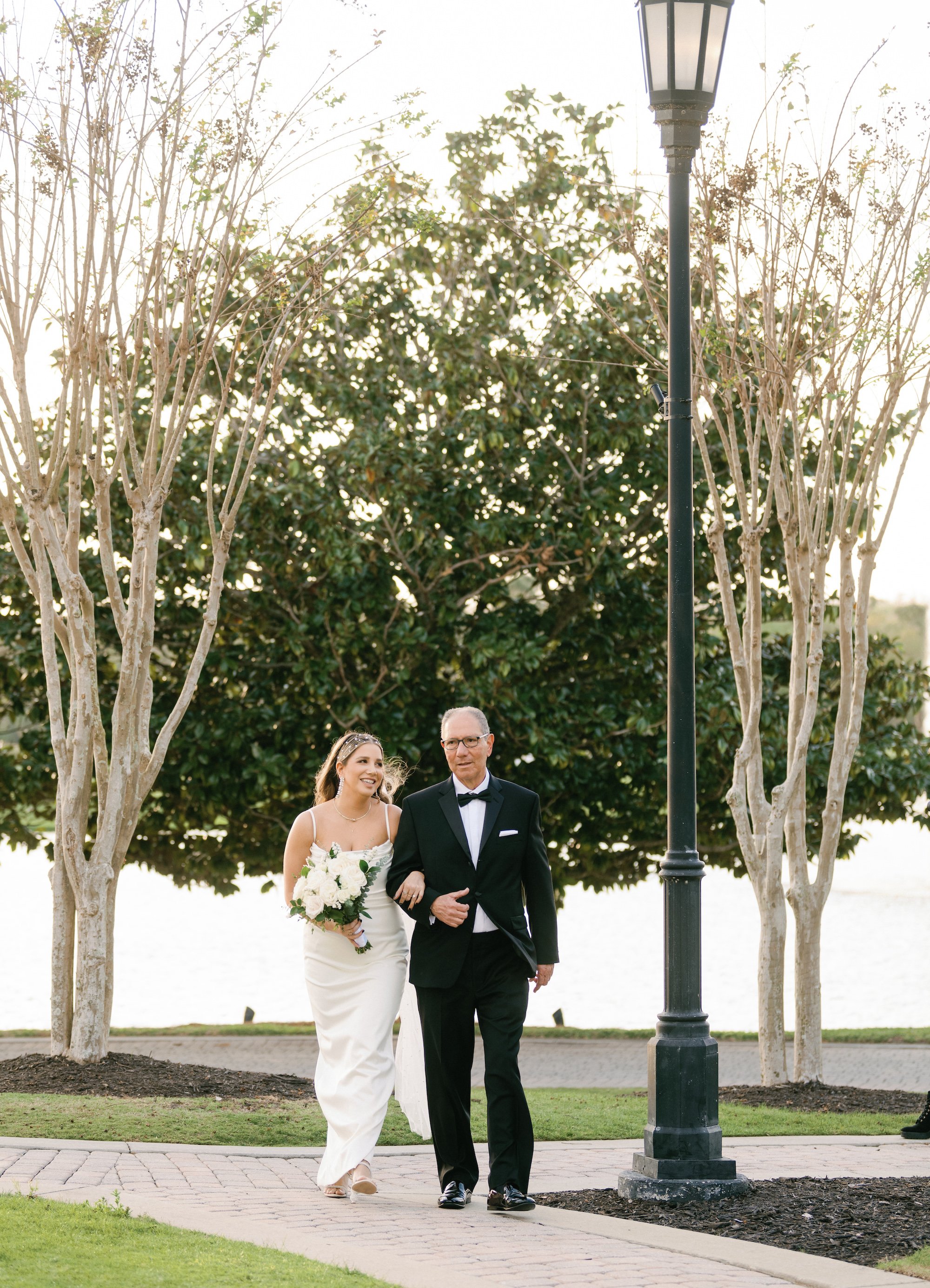 19Timeless White Courtyard Wedding | Ritz Carlton Orlando | Photographers Dewitt for Love Photography.jpg