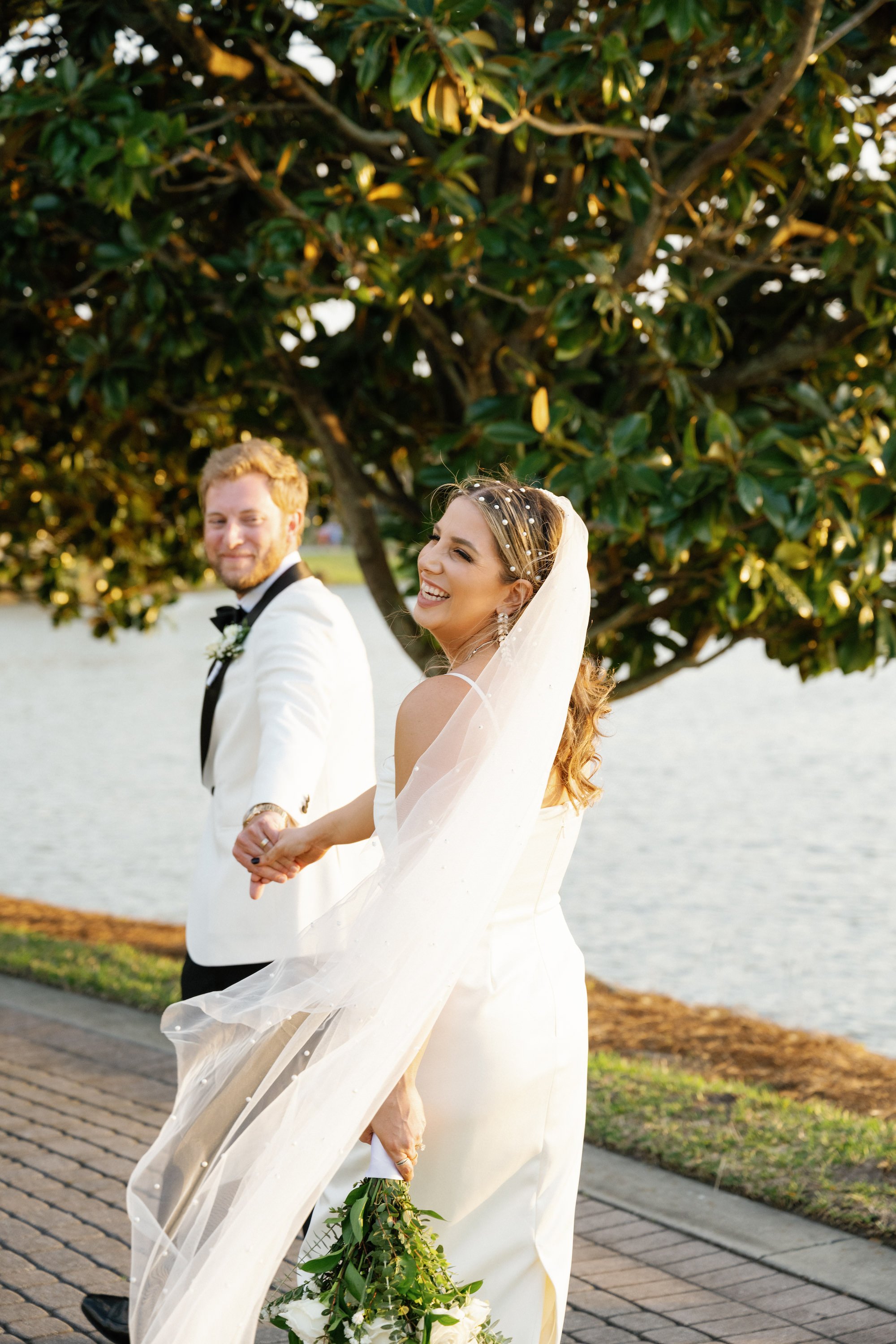 28Timeless White Courtyard Wedding | Ritz Carlton Orlando | Photographers Dewitt for Love Photography.jpg