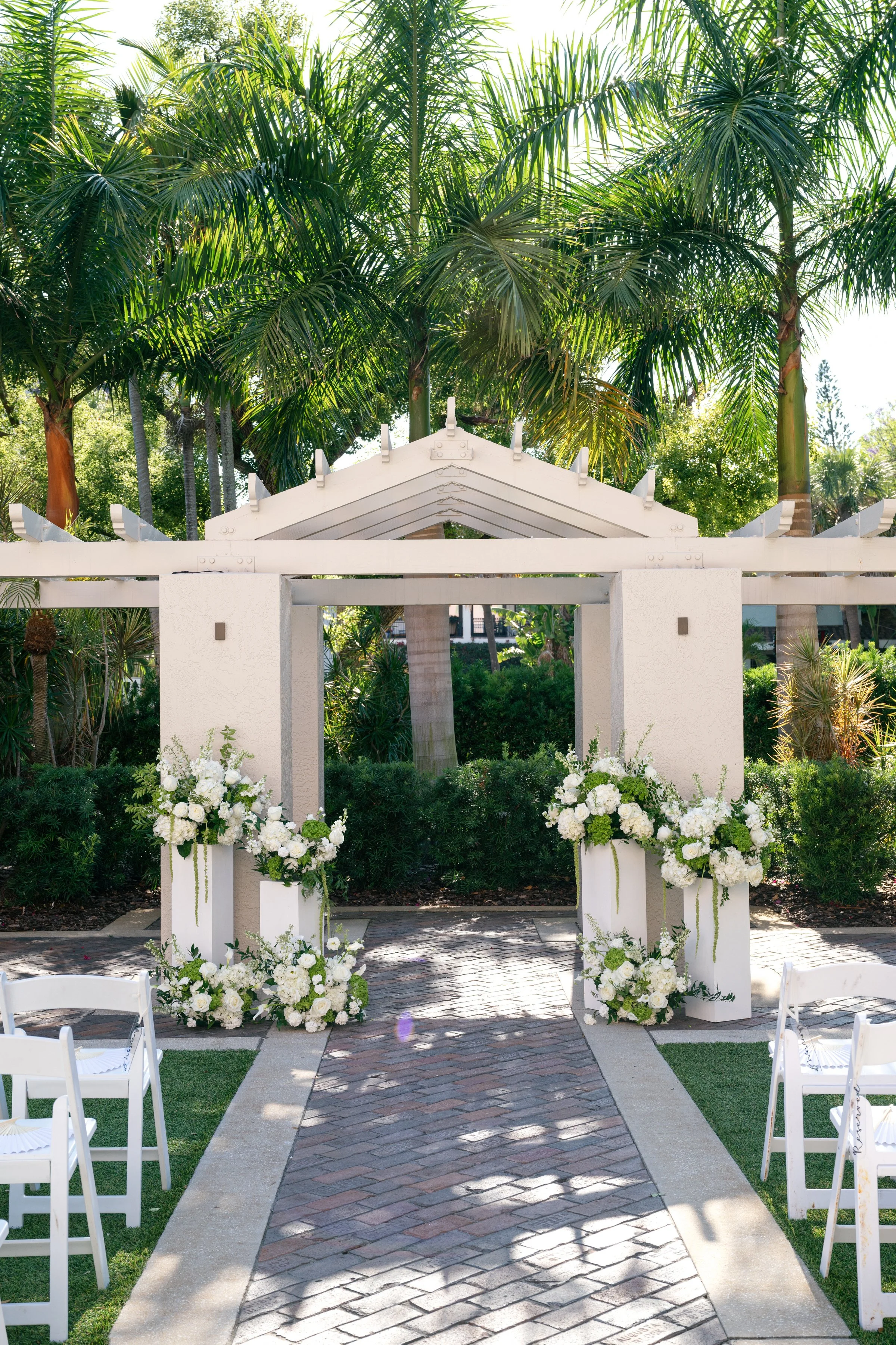 Copyright-Dewitt-for-Love-Photography-Vinoy-Wedding-St-Petersburg-Wedding-Photographer (150).jpg