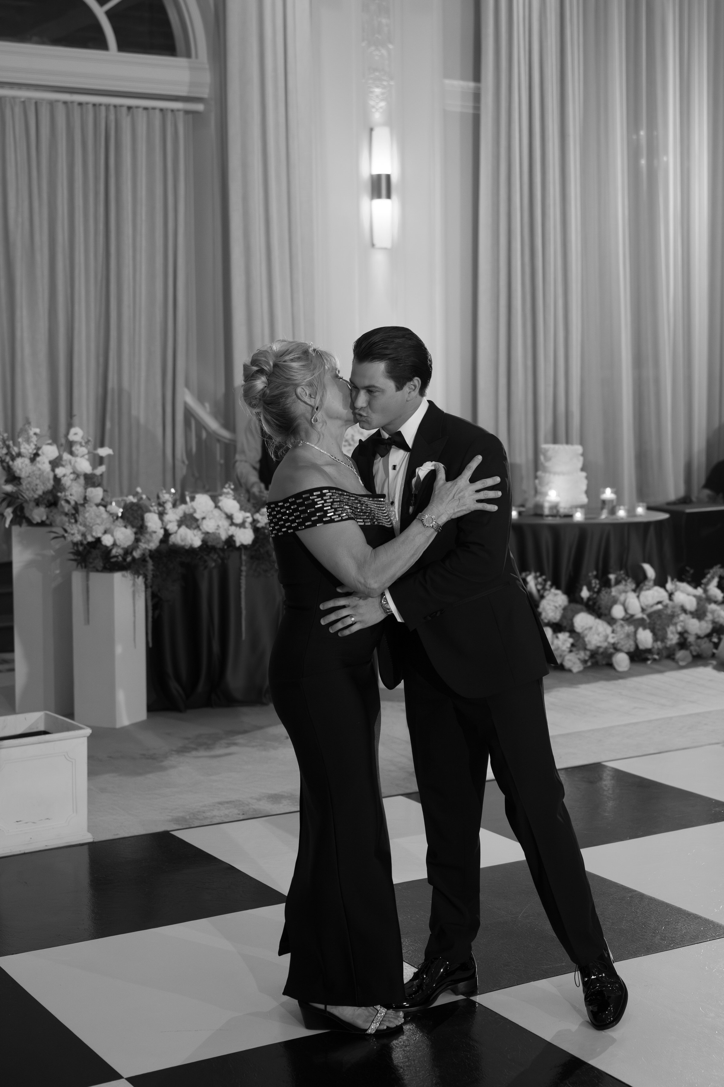 Copyright-Dewitt-for-Love-Photography-Vinoy-Wedding-St-Petersburg-Wedding-Photographer (278).jpg