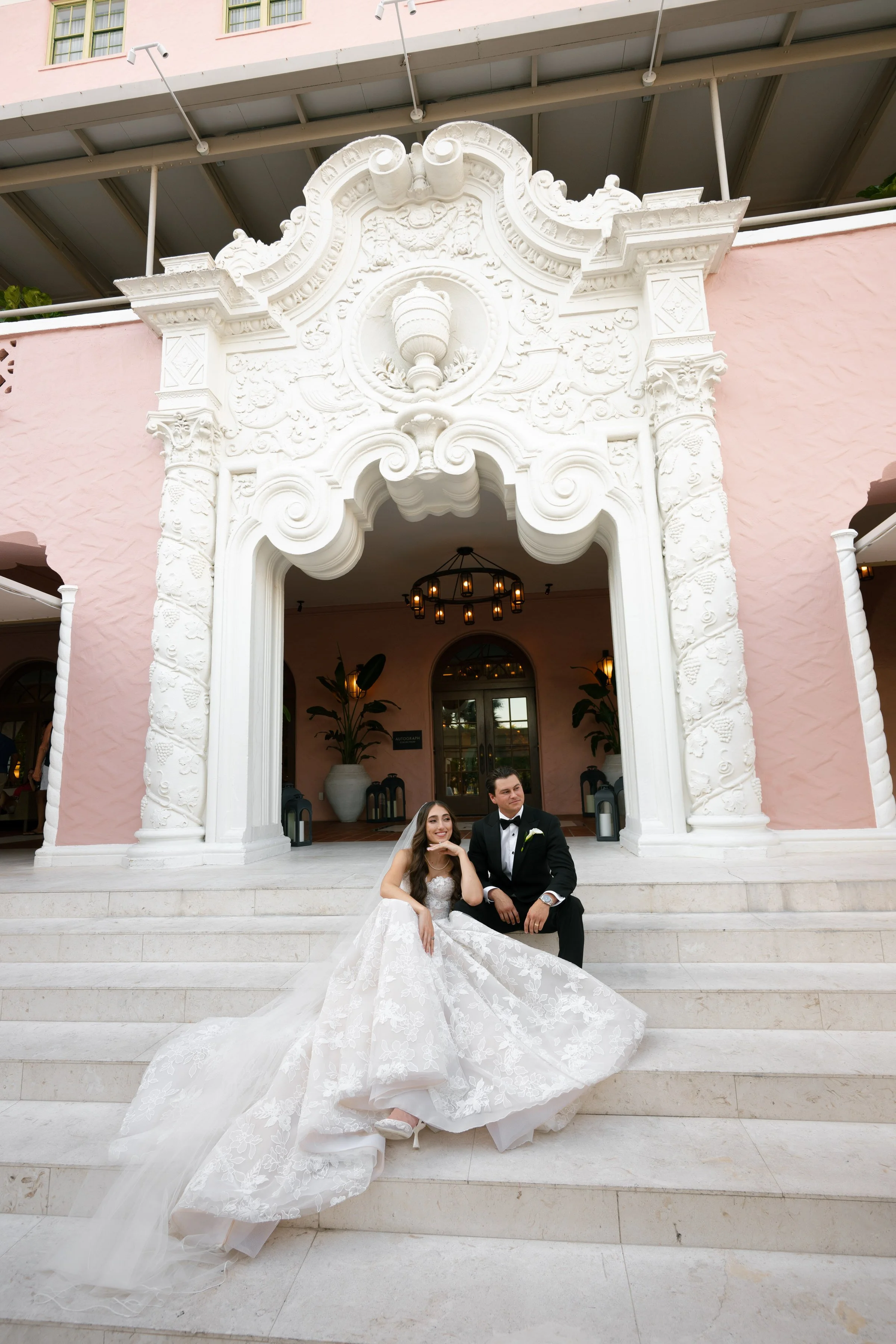 A Timeless FUN Wedding with Classic White and Green at the Vinoy Resort in St. Petersburg, Florida