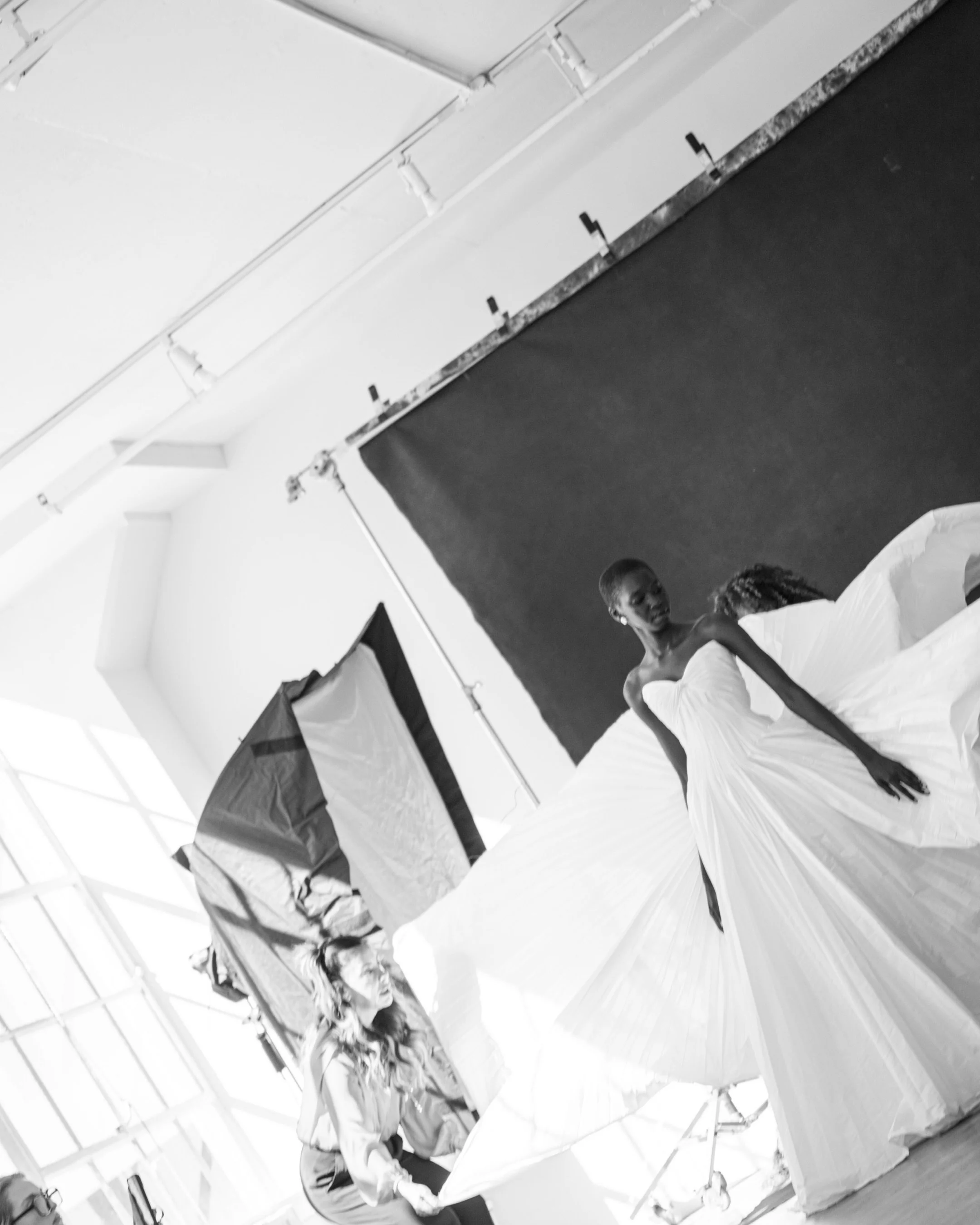 Leah da Gloria F/W &lsquo;27 🤍🔥

#leahdagloria #nycweddingphotographer #nybfw #nycwedding #editorialweddingphotographer