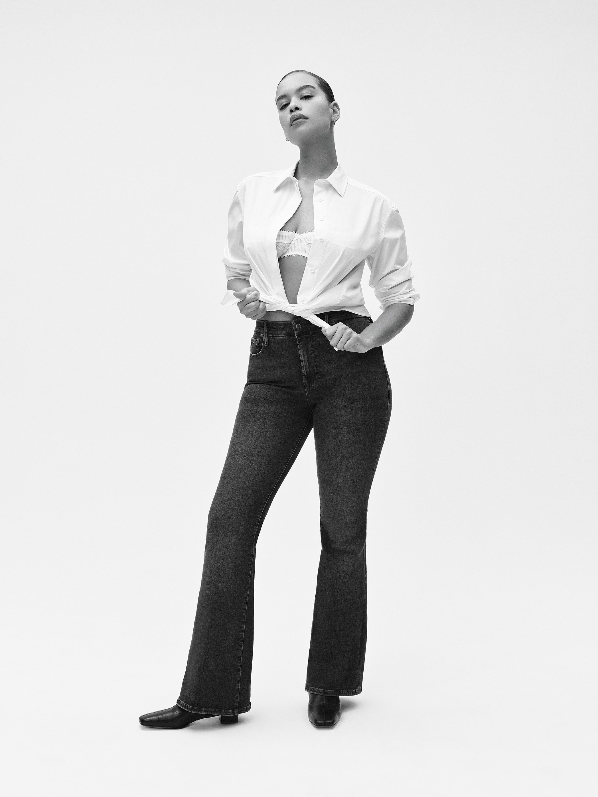 250409_GOODAMERICAN_LOOK10_GOODLEGSFLAREJEANS_GLFCH873TE-B004_0051.jpg
