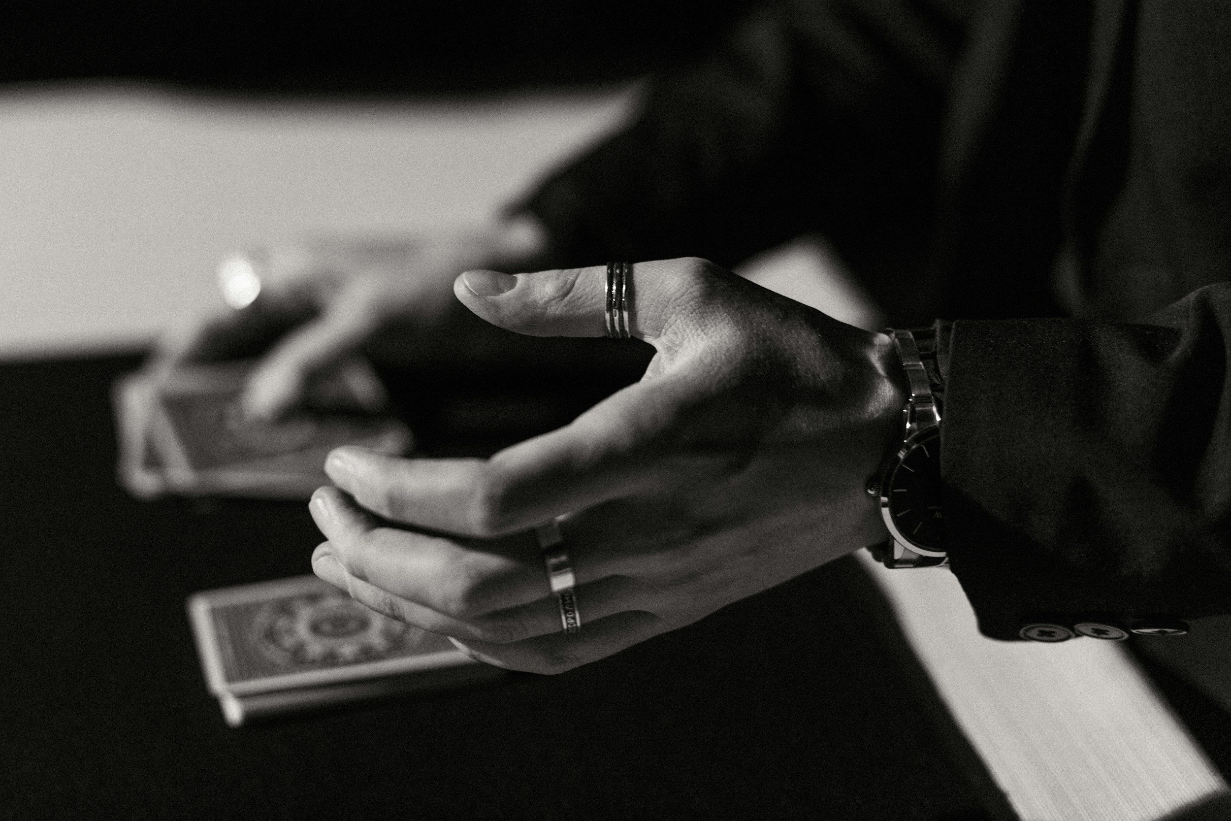 The Difference Between Close-Up Magic and Stage Magic