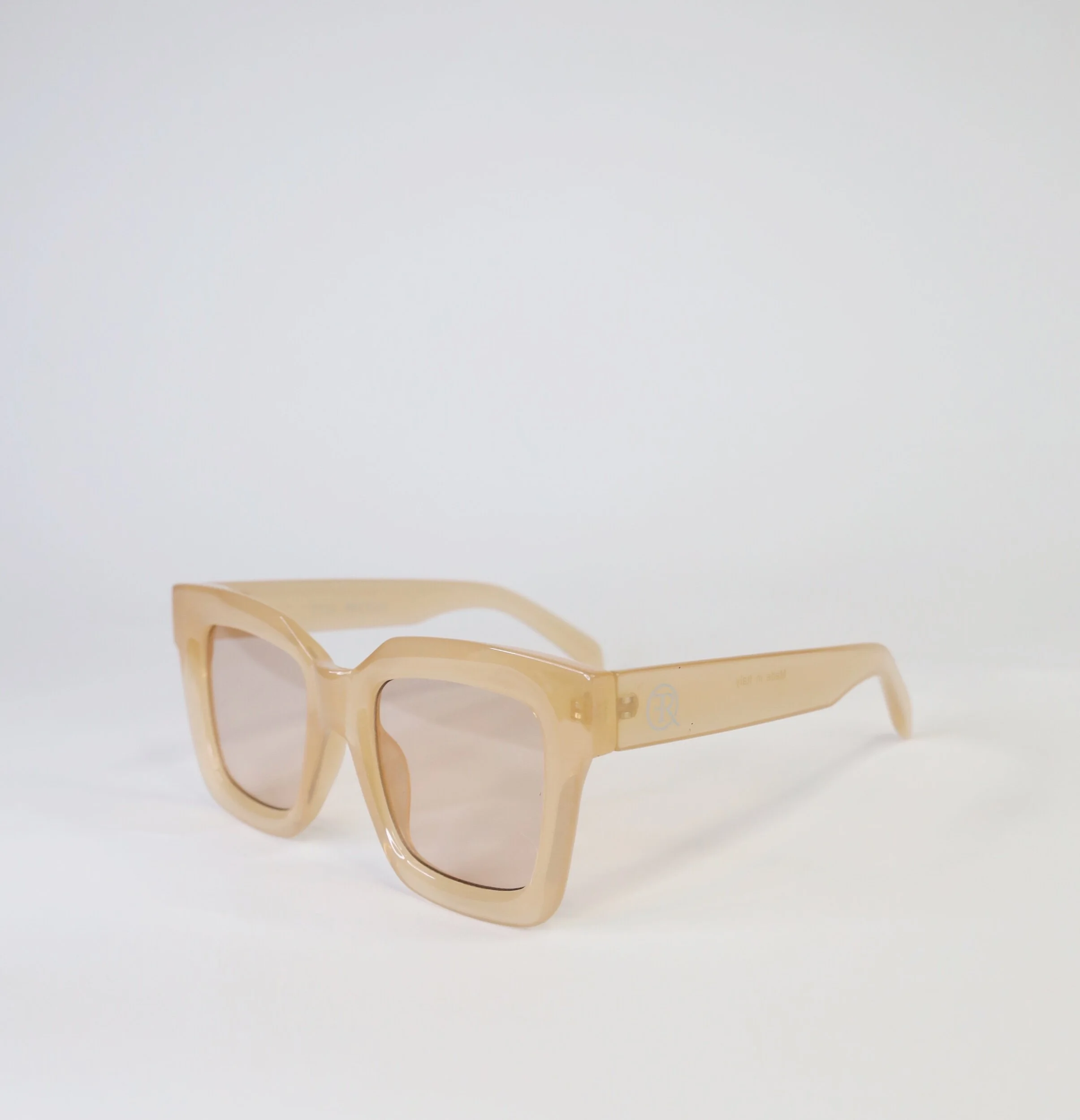 44DC2A33-94FC-46C8-ADF8-2893B9897E61