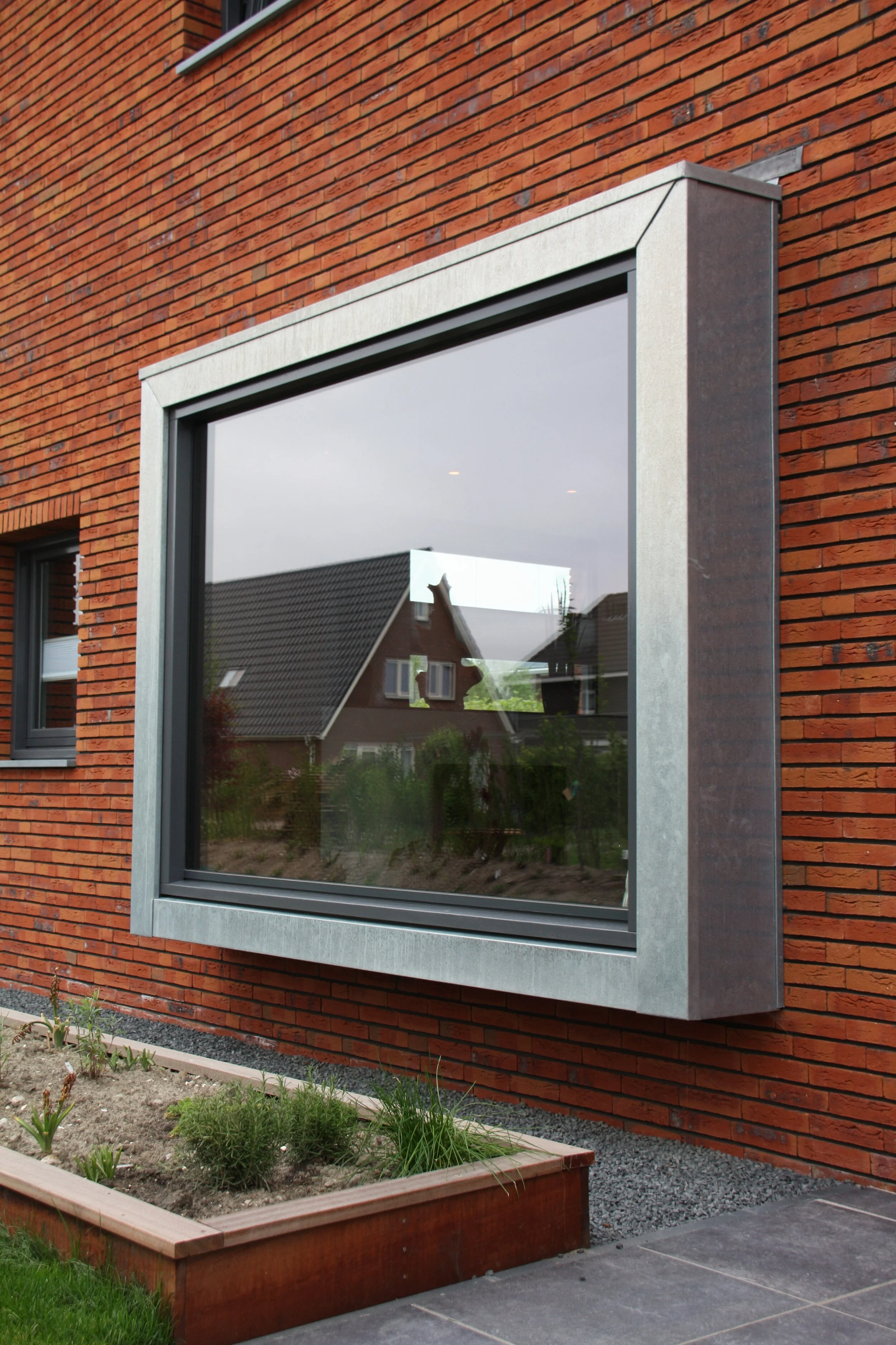 Harnasch detail raam.JPG