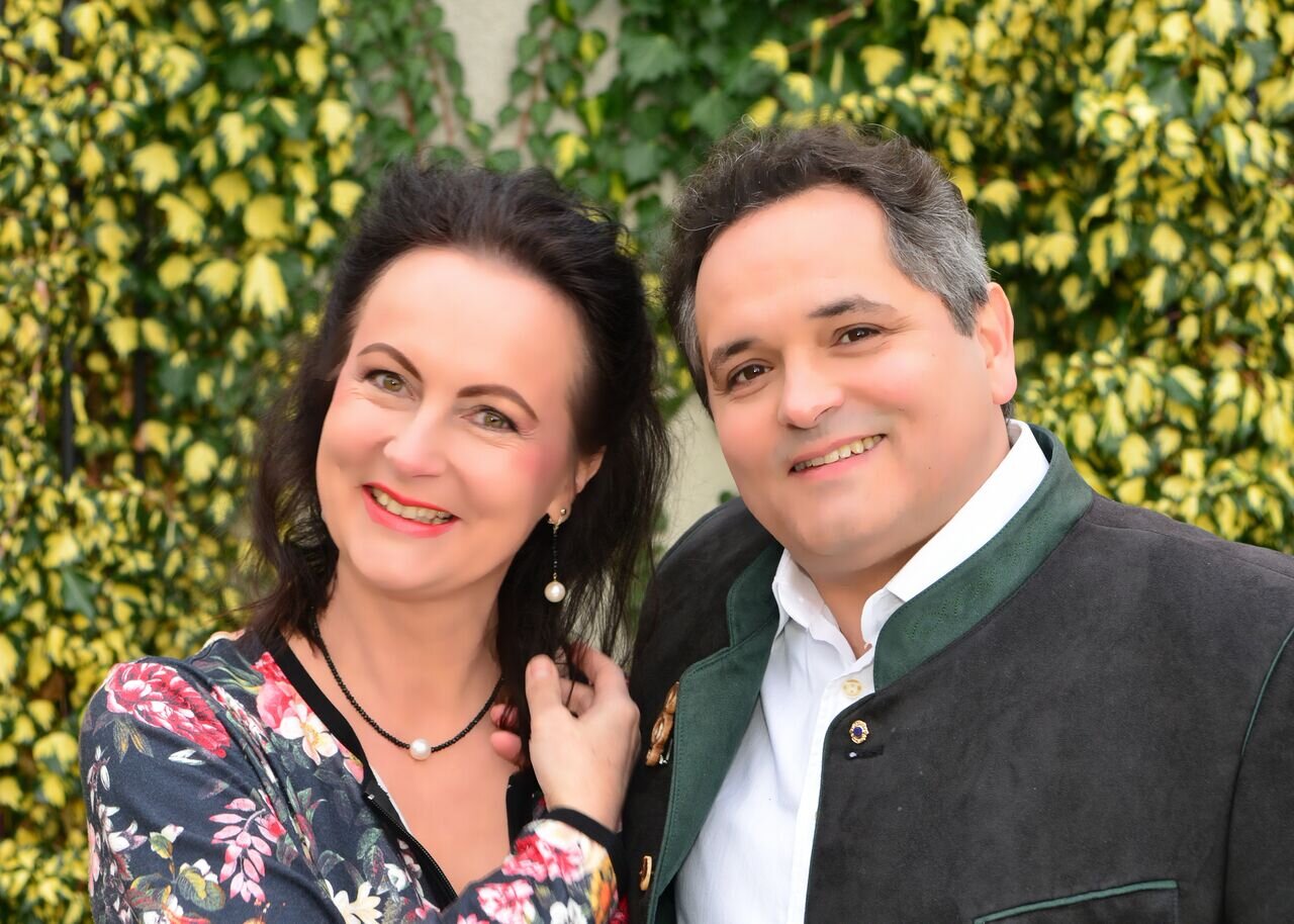 Portrait 2 JuMi.jpeg