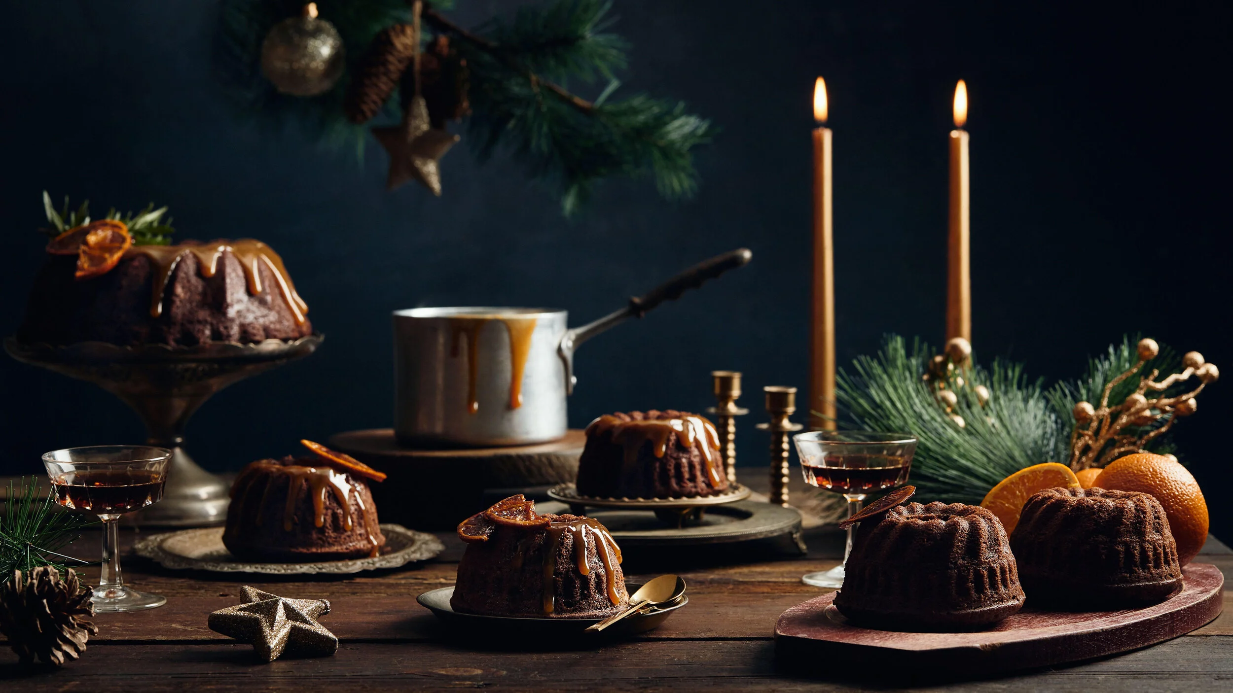 CHRISTMAS BUNDT CAKES 