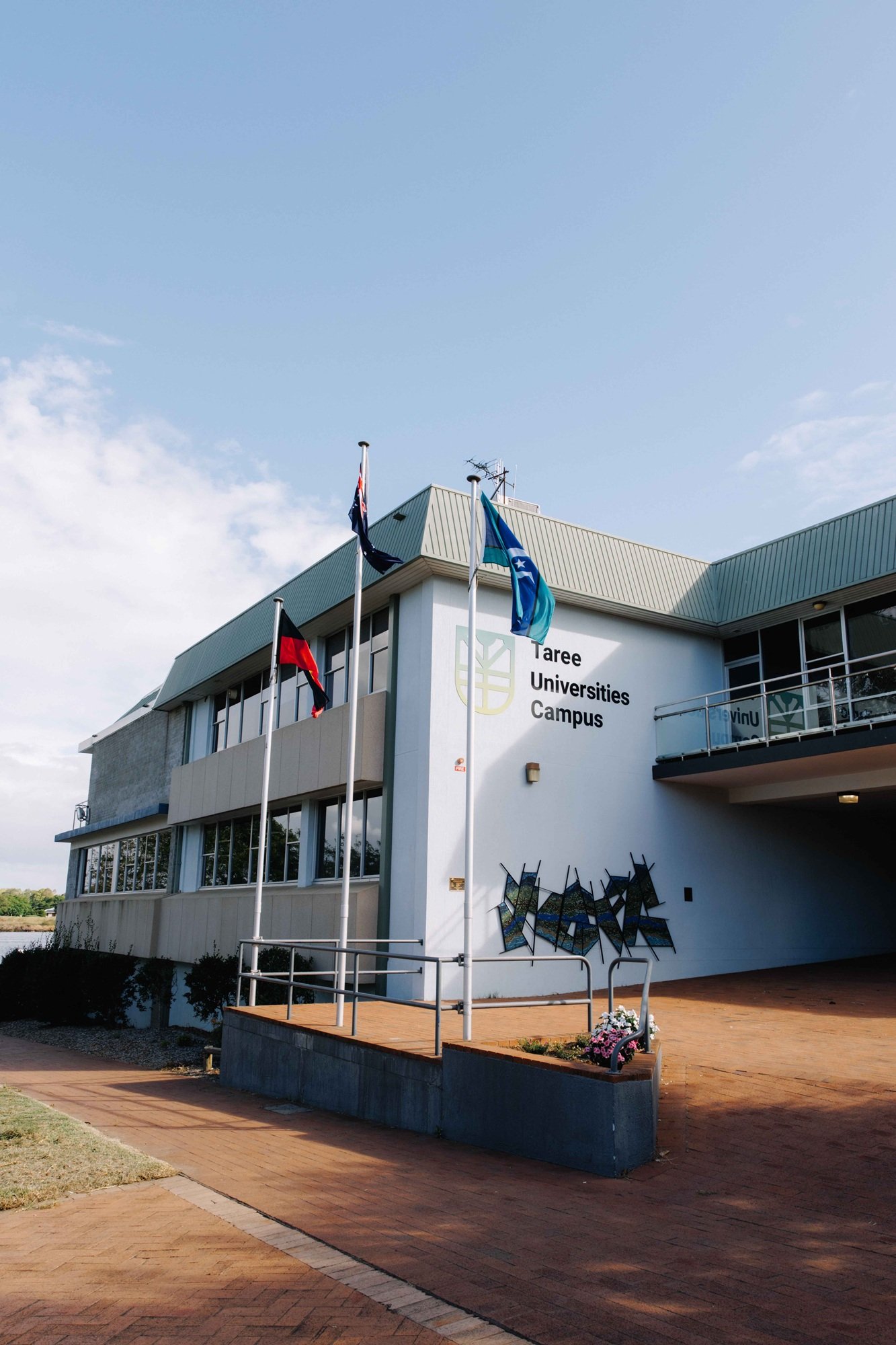 Donate to support the work of Taree Universities Campus