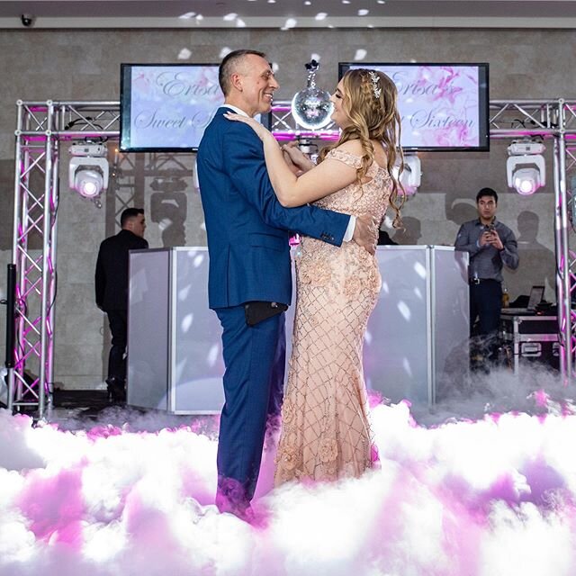 So much fun at Erisa&rsquo;s Sweet 16... Thank you for having us! #TopNotch #Events #Sweet16 #Birthday #Girl #Westchester #Dance #Party #DJ #MC #Photo #Video #NY #NYC #Fun .
.

DJ/Planning @djanthony_ny 
Emcee @topnotchpaulg 
Photography @pa_portrait