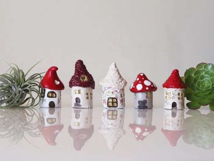 7 Weeks of Dreaming & Creating in the Tipi: WEEK 3 - Cosy, Clay Homes