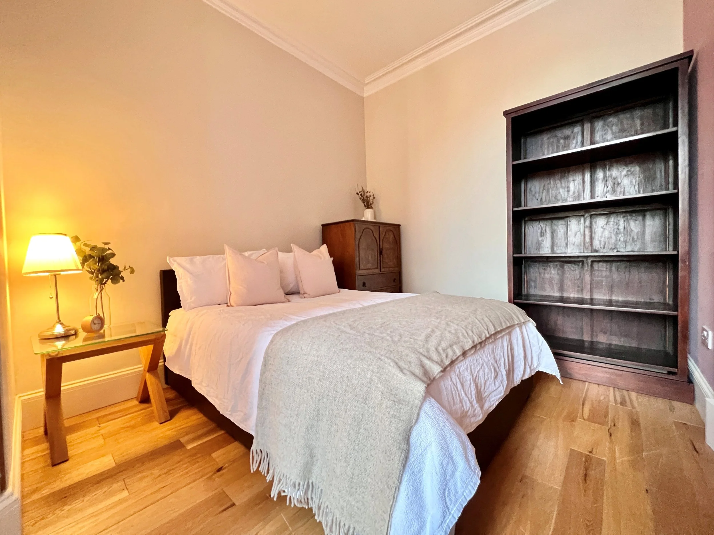 Rosslyn Crescent — Connell & McFadden