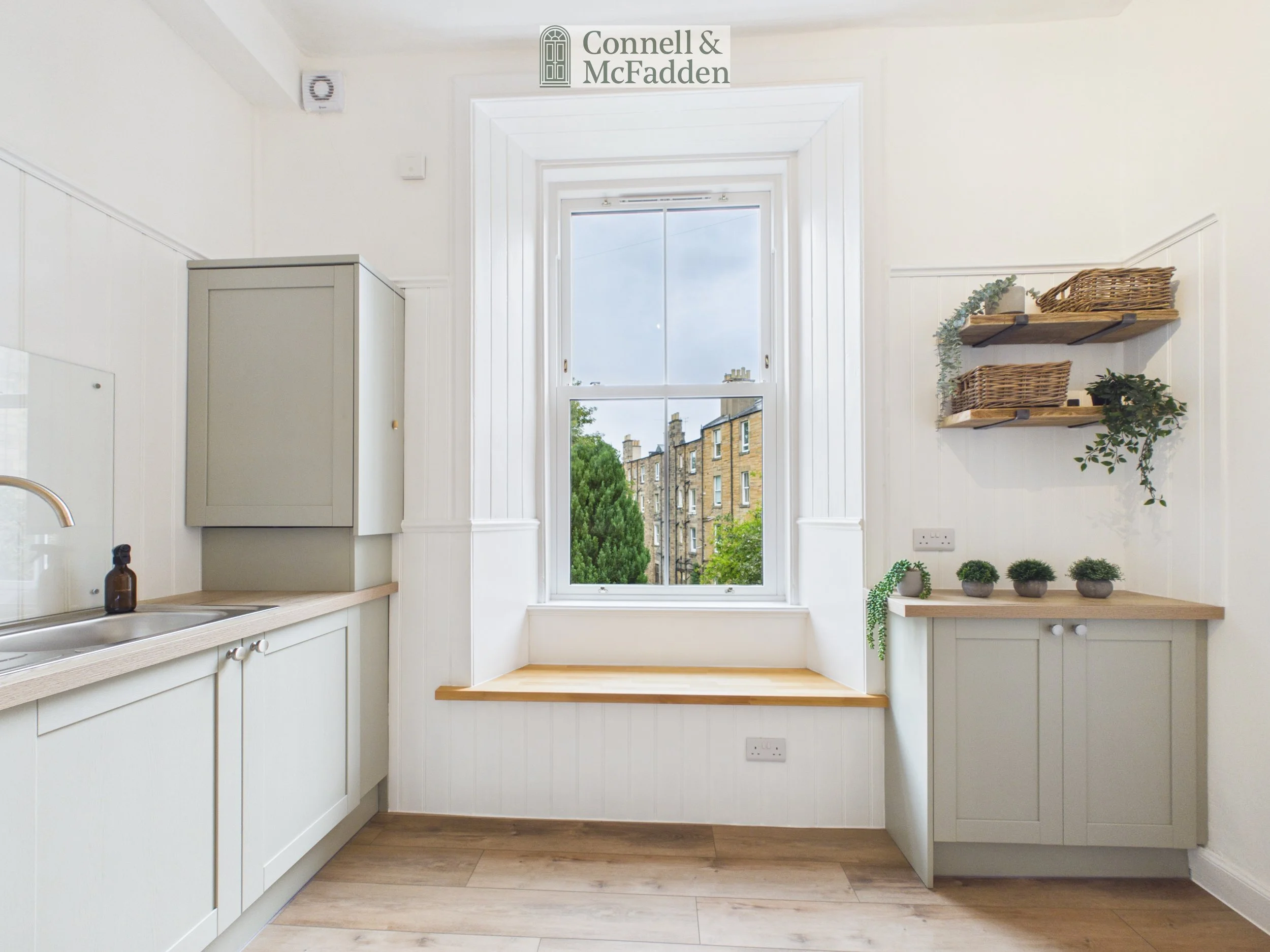 CAM05457G0-PR0060-STILL029.jpg