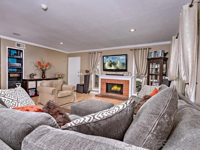 Property_200029548_Photo_2.jpeg