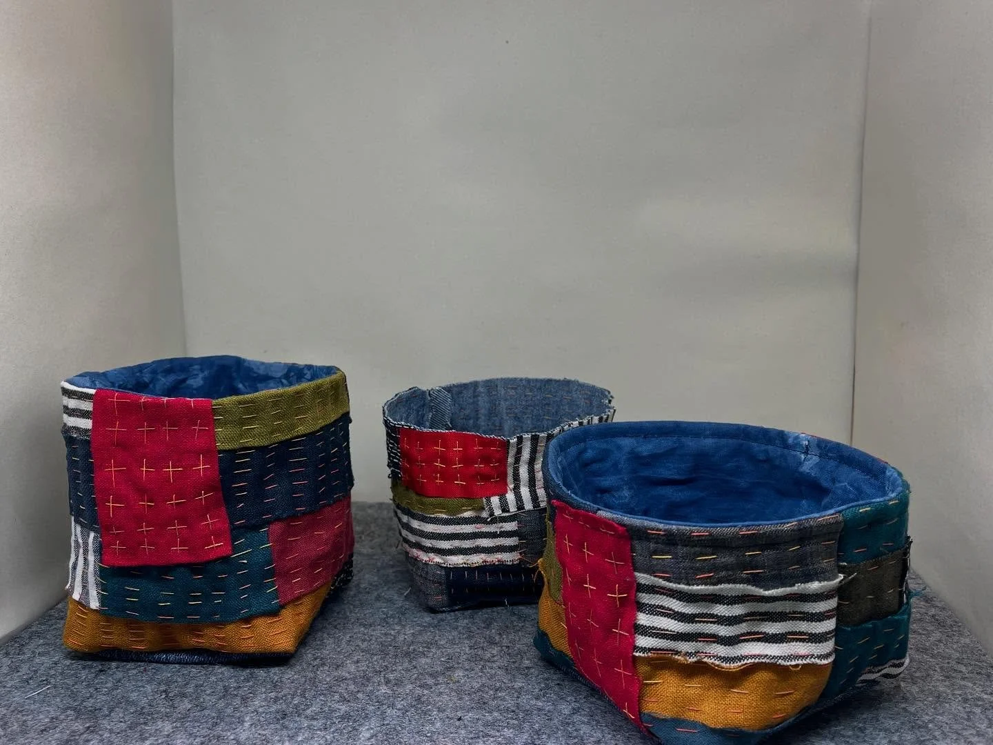Now they&rsquo;ve been gifted I can post. 
I&rsquo;m experimenting with slow stitching vessels. 
Using @kzstevens Japanese rice bag for the structure, and making the outer wall from beautiful linen scraps from @eliza.lamb.designs 
Learning with each 
