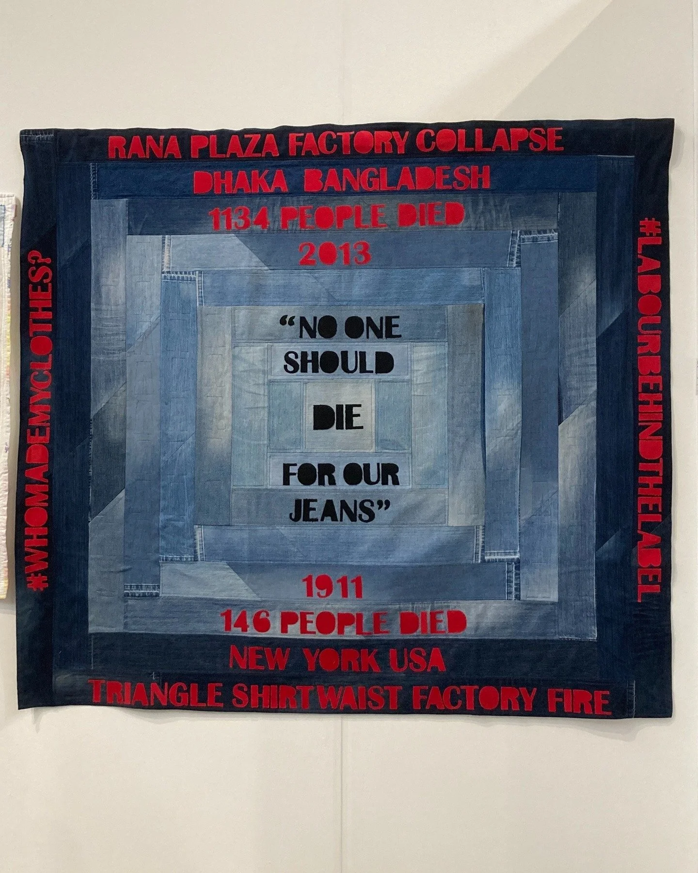 And this is how it all began, my activist stitching began with this very shouty quilt at Festival of Quilts 2023. Inspired by my #fdatextilespractice @bradfordtextiles .
This weekend it will be in the @whiterosequilters display at St Chad's Centenary