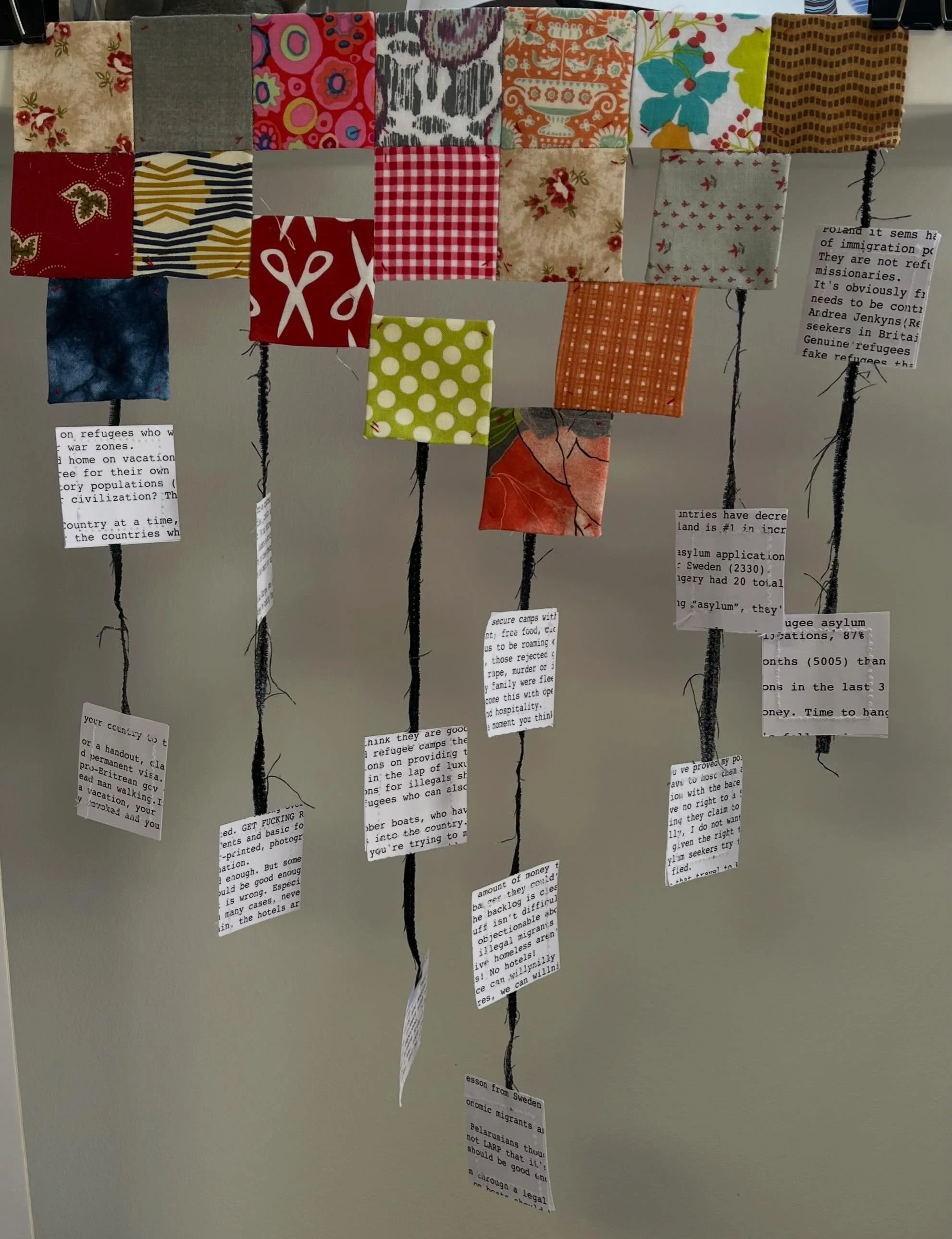 This weekend is Threads Festival @sunnybankmills 
Alongside an amazing Makers Market there will be an exhibition by @the62group 
and also a taster exhibition of work by we BA textiles practice students ahead of our graduate show next month. 
If you&r