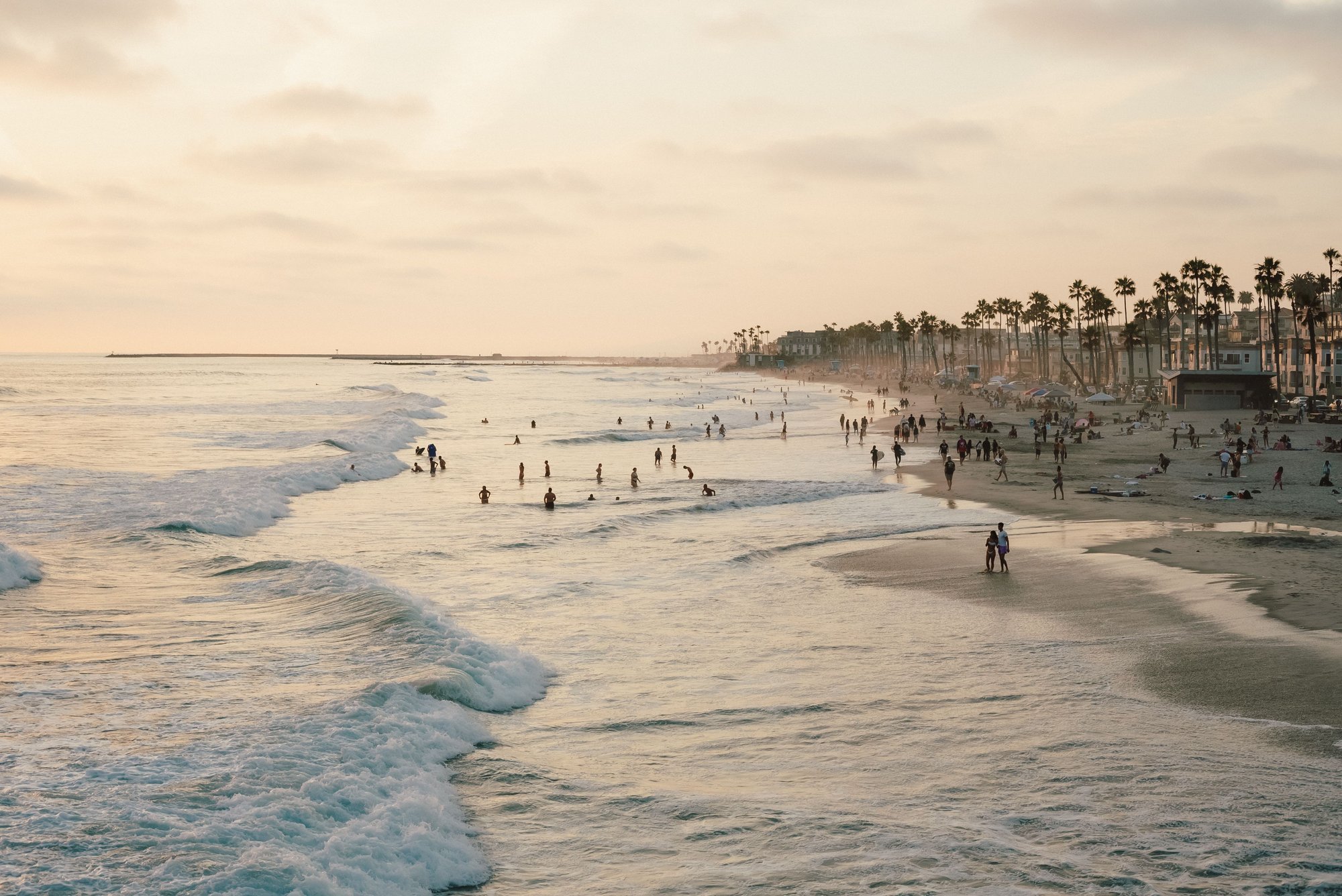 August in San Diego: Market Timing, Local Events, and What to Read