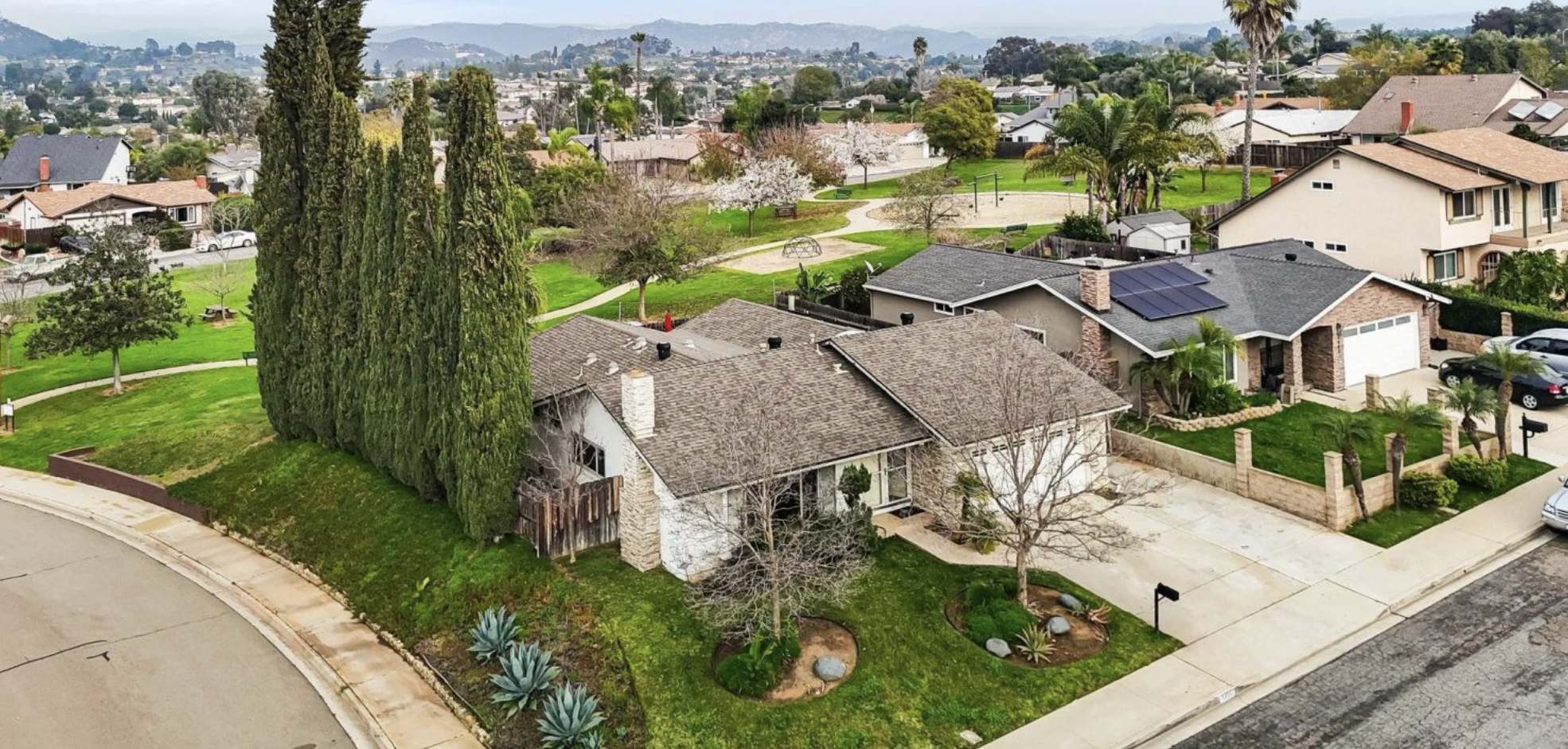Listing Lake Park Ln, Fallbrook, CA 92028