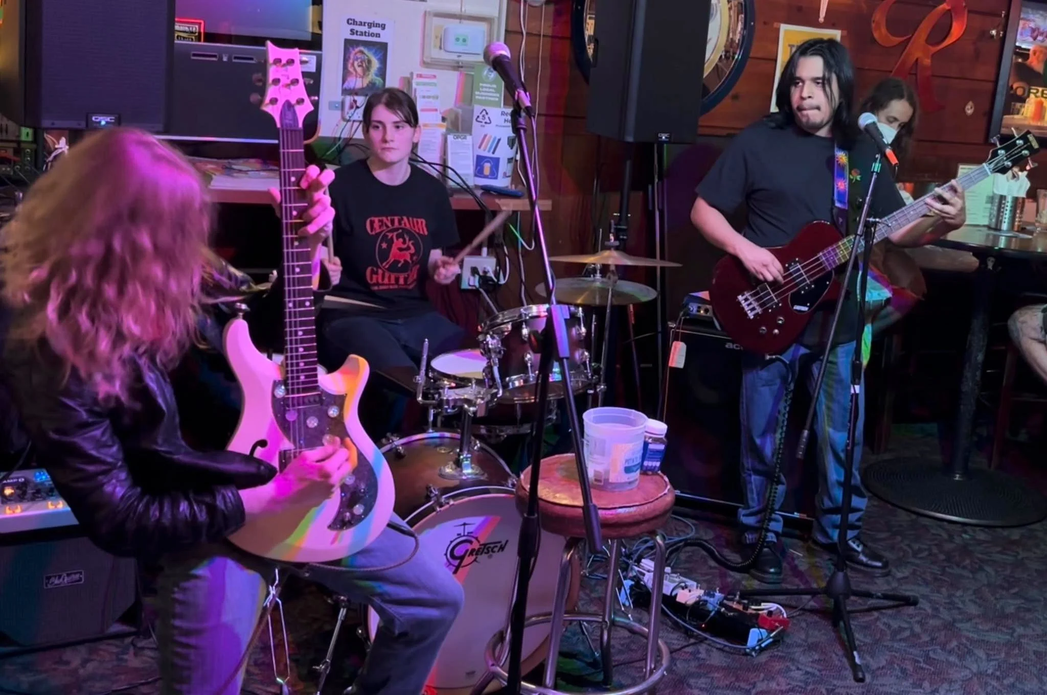 Wow!!! Daddy&rsquo;s Vinyl&rsquo;s debut show at Mock Crest Tavern was huge!! That was super fun to play all these different tunes for a packed house. Thanks to all who came out and made it a fun show. For rockers in Washington, our next show will be