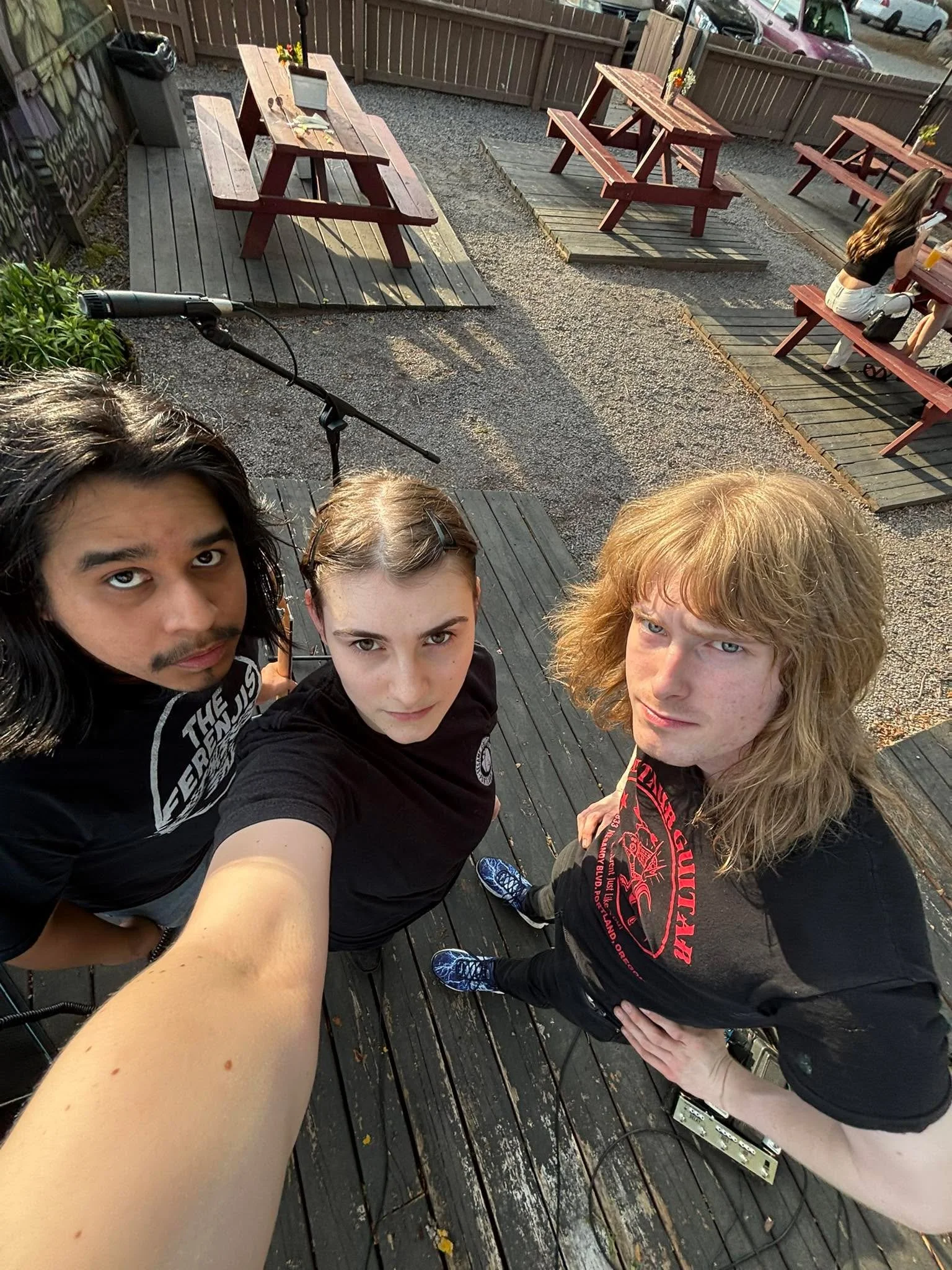 Washouglians, washouglites, washouglonians, Daddy&rsquo;s Vinyl is at Smeads Pub!! We play at 7 for our free show featuring a fantastic variety of classic rock covers! Come on out!!