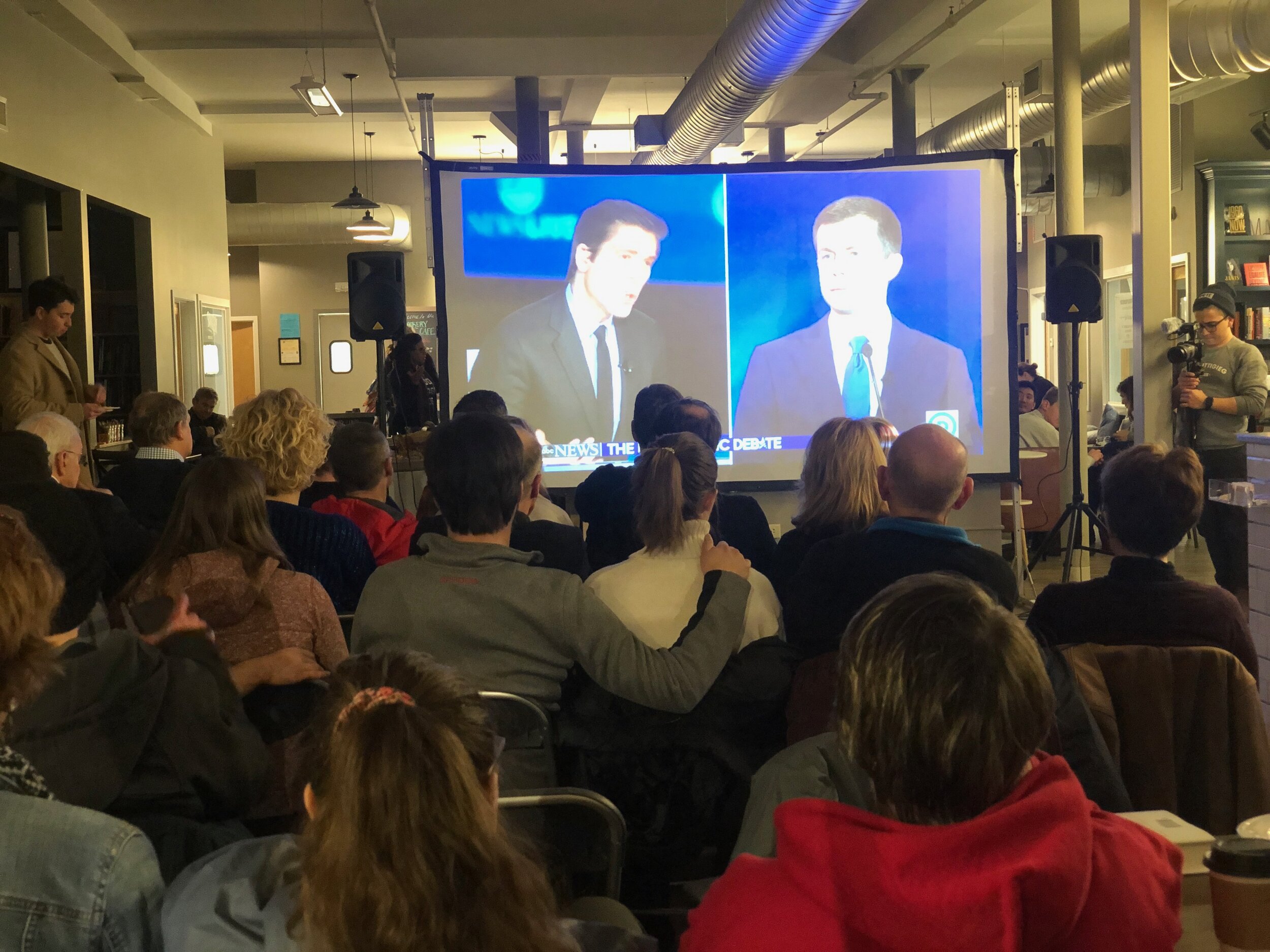 Projection Screen Setup.jpeg