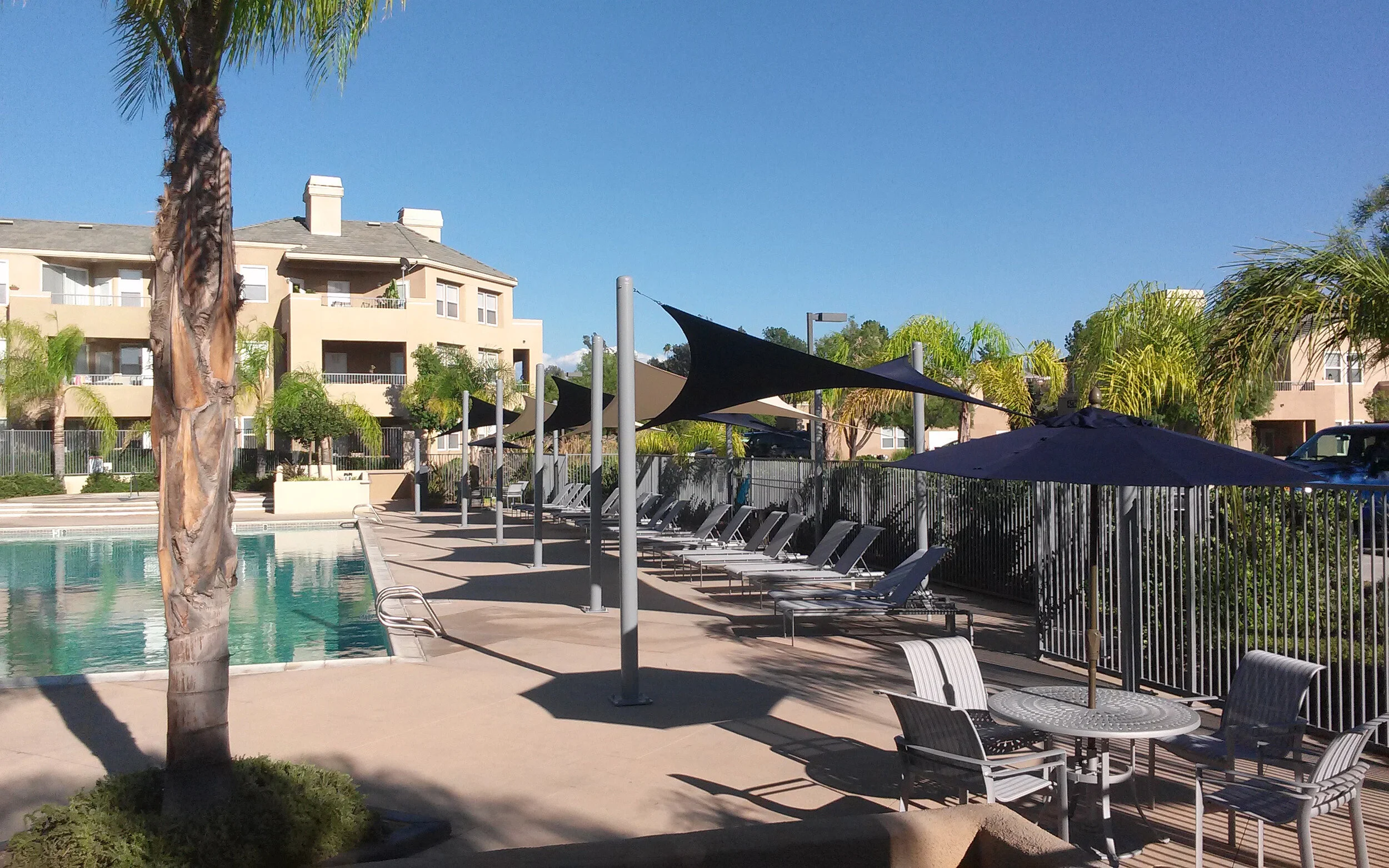 Maxx Series  - Square