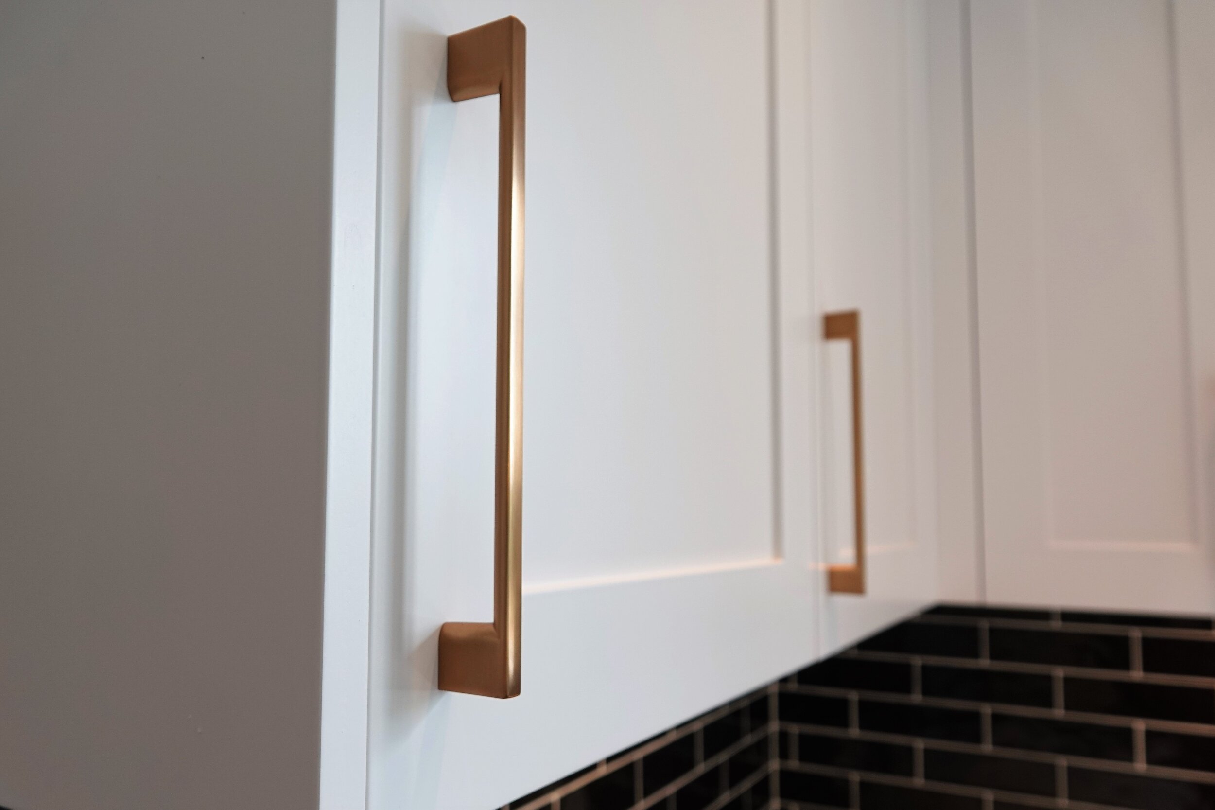 Seafield - White Cabinet with Gold Hardware.JPG