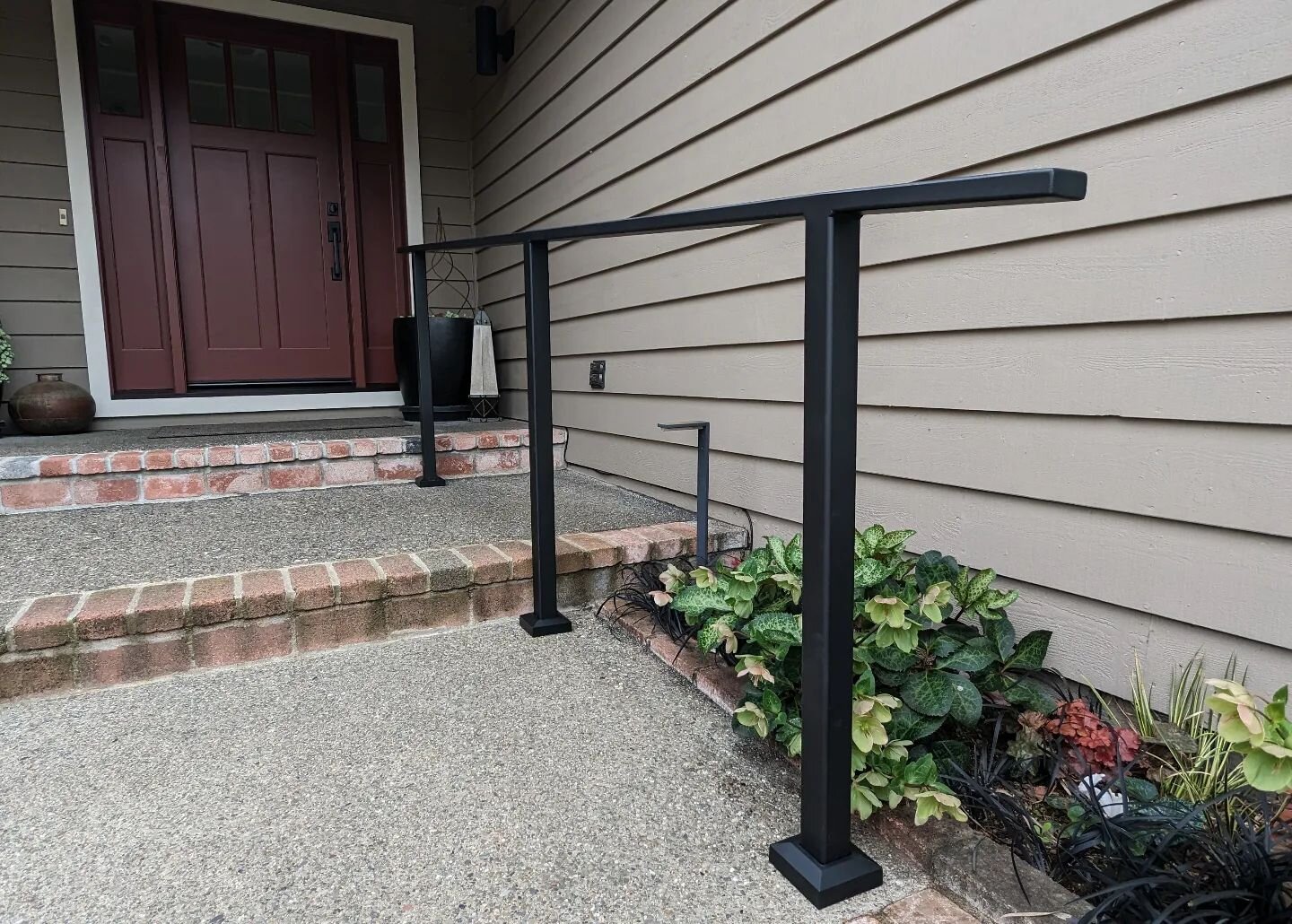 Sometimes simple is the best solution.
.
.
.
.
.
.
.
.
#weld #welder #fabricator #fabrication #sonomacounty #santarosa #fountaingrove #local #stainlessteel #cablerailing #cablerail #custom #customhome #wroughtiron #rustic #aluminum #handrail #guardra