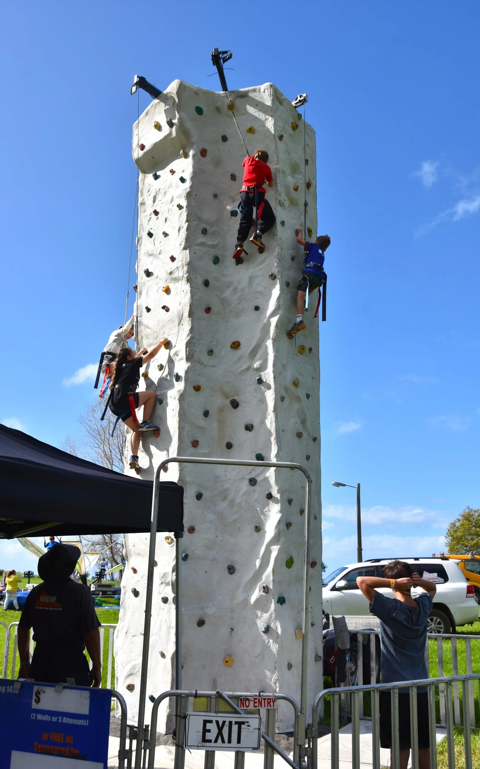 0 rock-wall-26.jpg