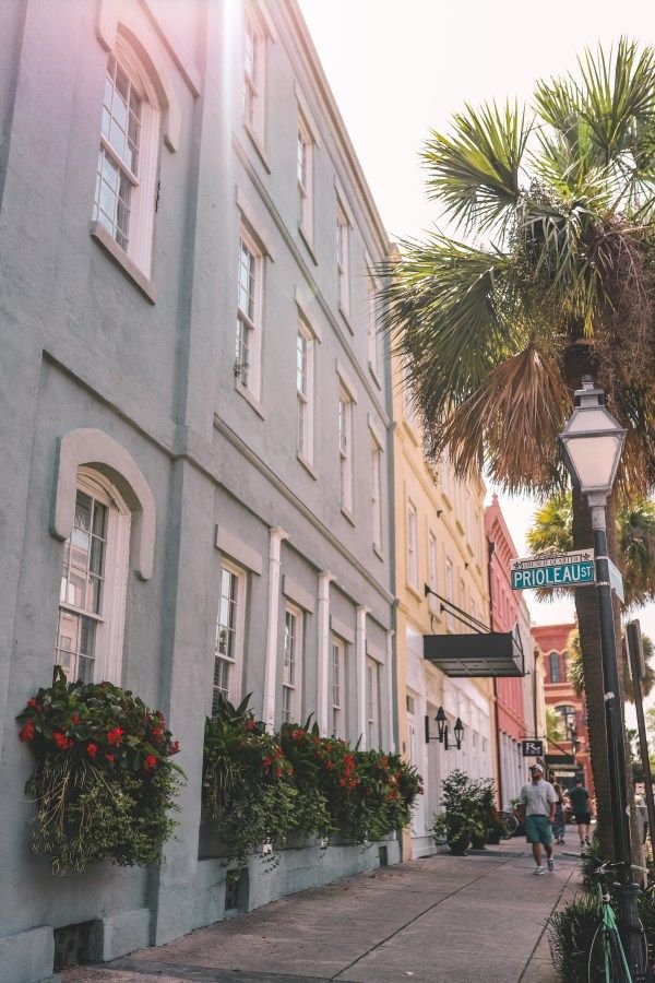 Best Things to do in Charleston SC on a Girls Trip - Simply Wander.jpeg
