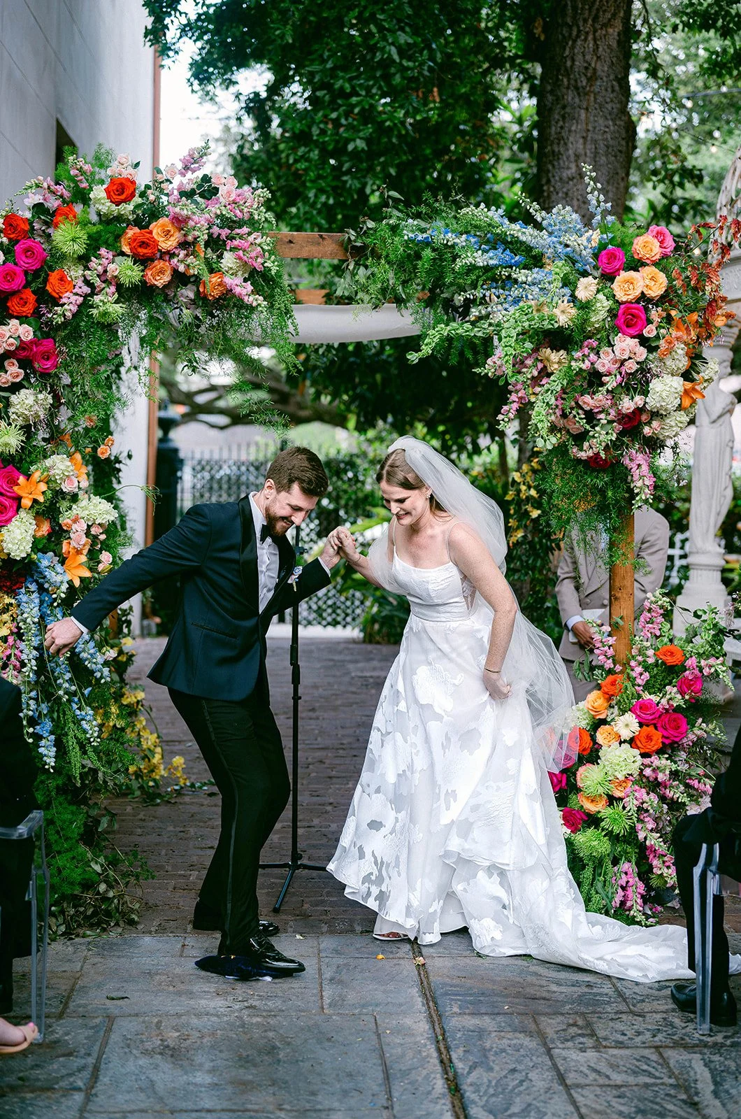 Hannah+Jonathan_40426_WeddingsByKSP_512.jpg