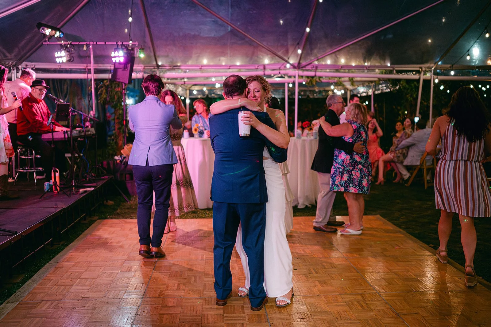 Allyce+George_50926_WeddingsByKSP_415.jpg