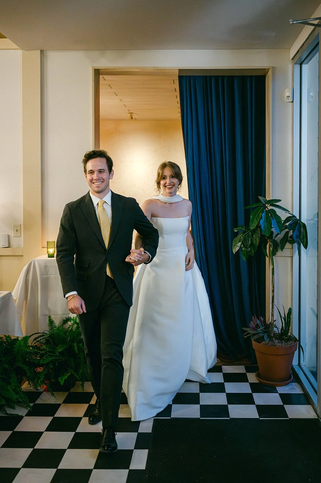 Meagan+Adam_101225_WeddingsByKSP_309.jpg