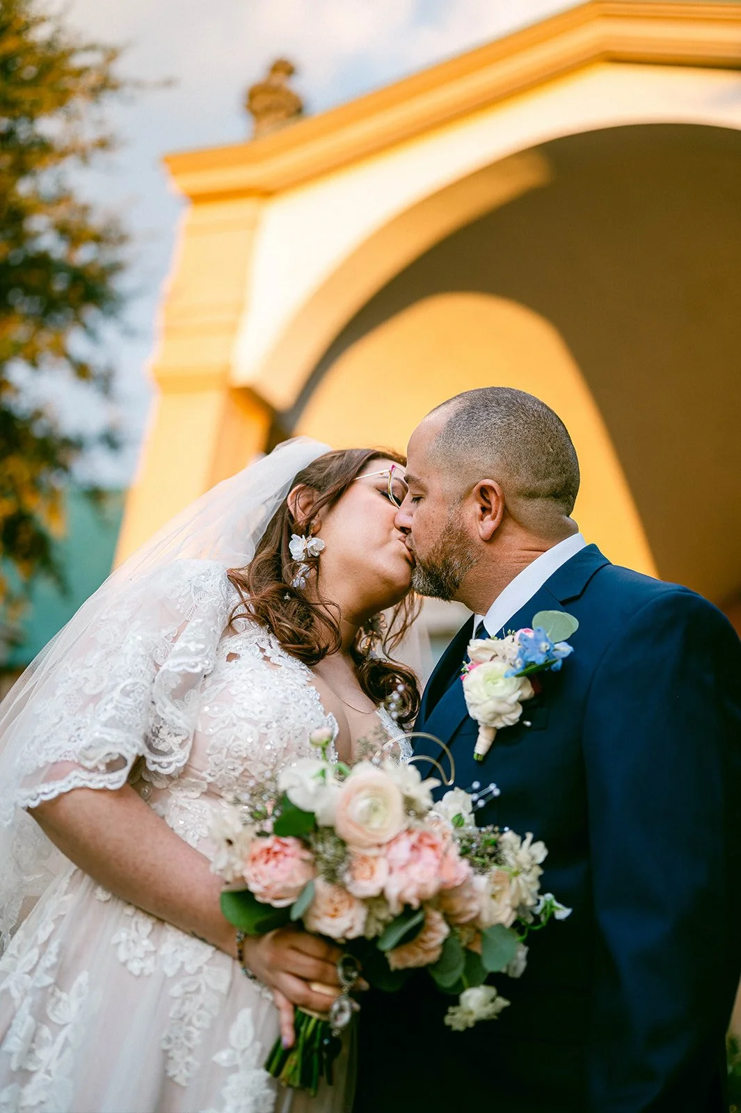 Laura+Leo_111525_WeddingsByKSP_105.jpg