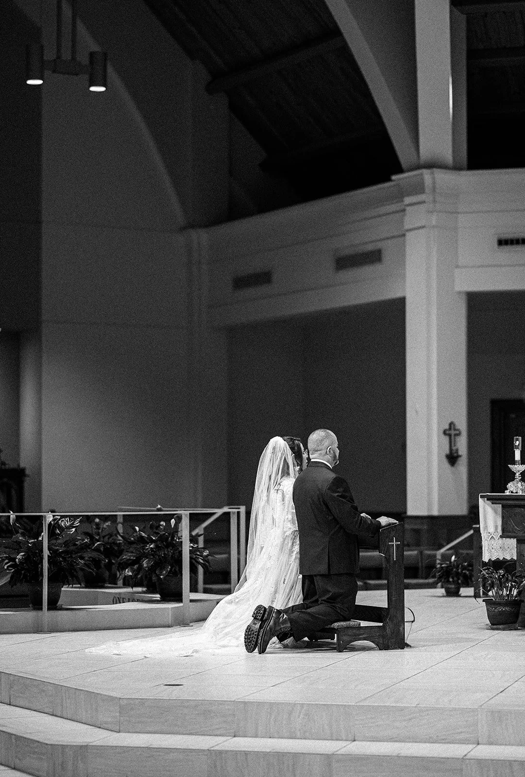 Laura+Leo_111525_WeddingsByKSP_296.jpg