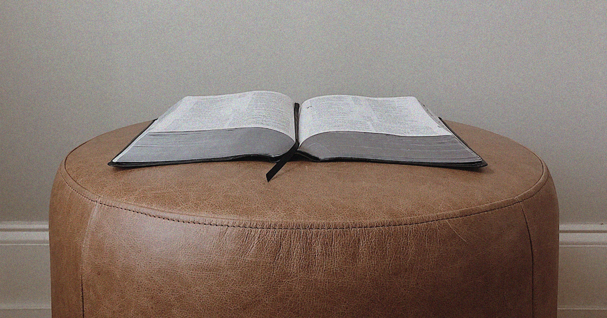 Bible Verses About Minimalism, Contentment + Simple Living