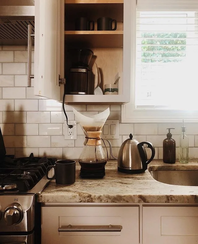 ☕️ I don&rsquo;t really know what to say on here these days. But that&rsquo;s okay. None of us do. Here&rsquo;s my coffee station, where you&rsquo;ll find me every single morning. And yes, I keep the grinder plugged in at all times. 😬
.
.
.
.
#nashv