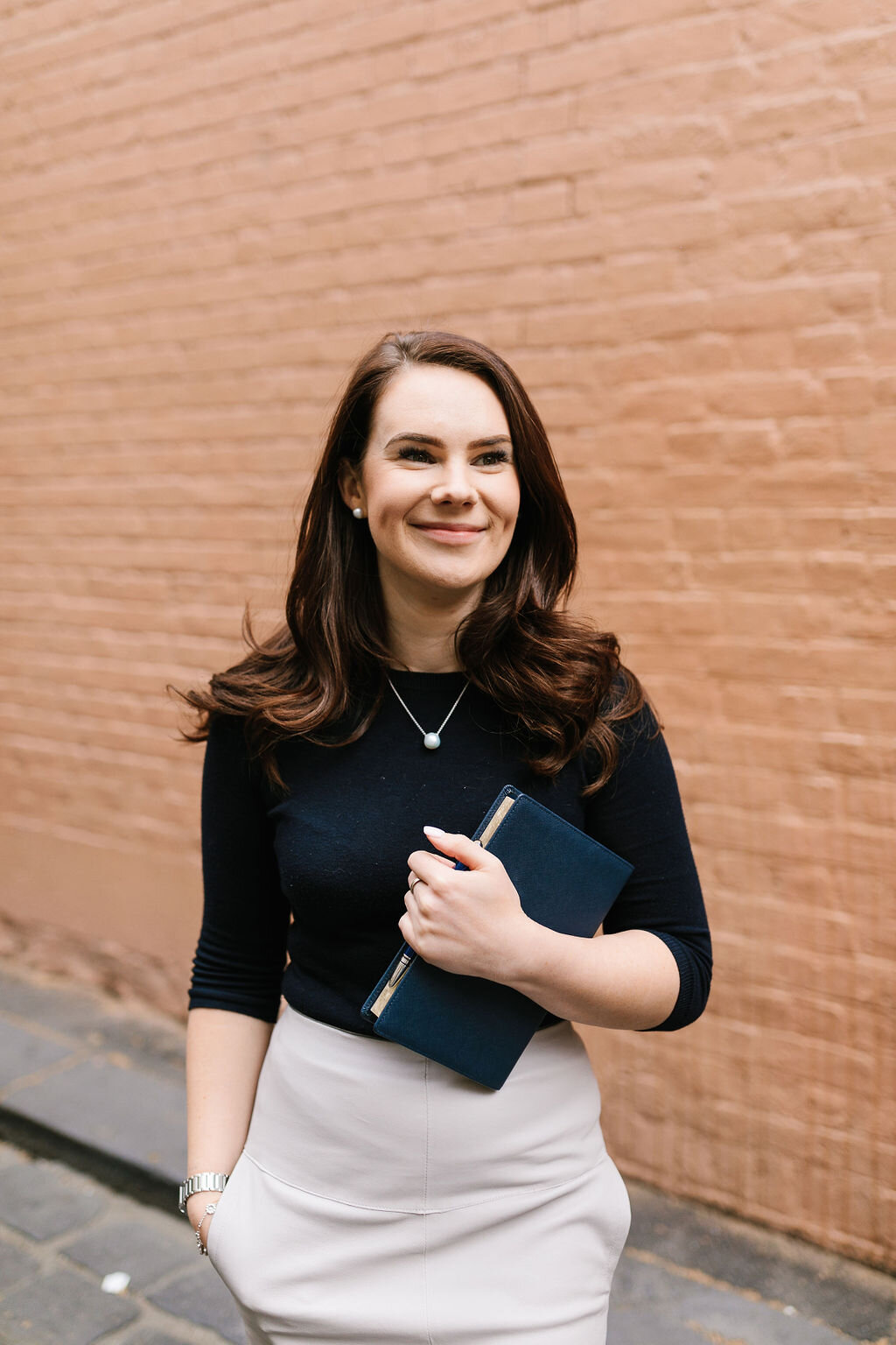 Meet Victoria Devine Media Kit — Shes On The Money 