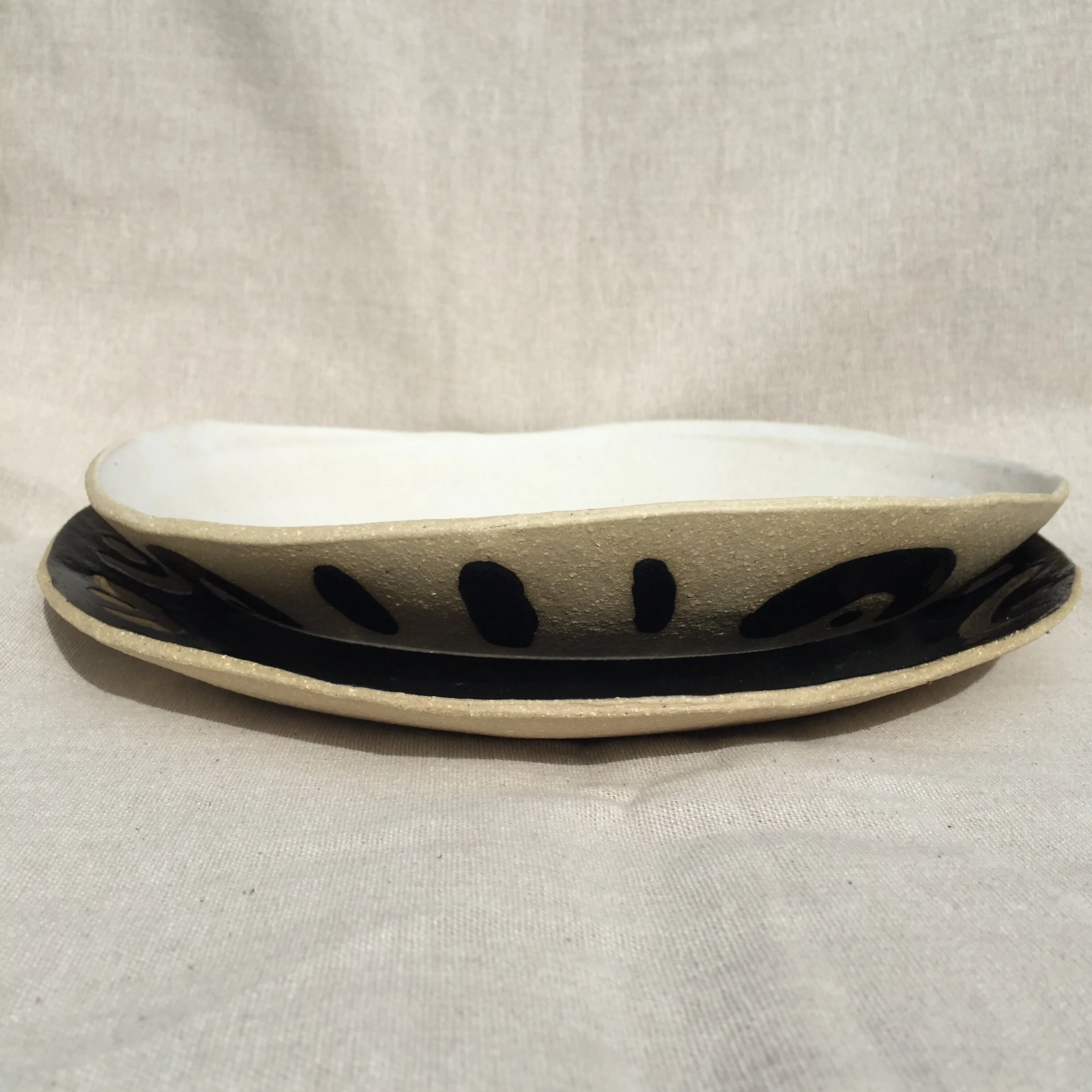 Tribal serving dish set