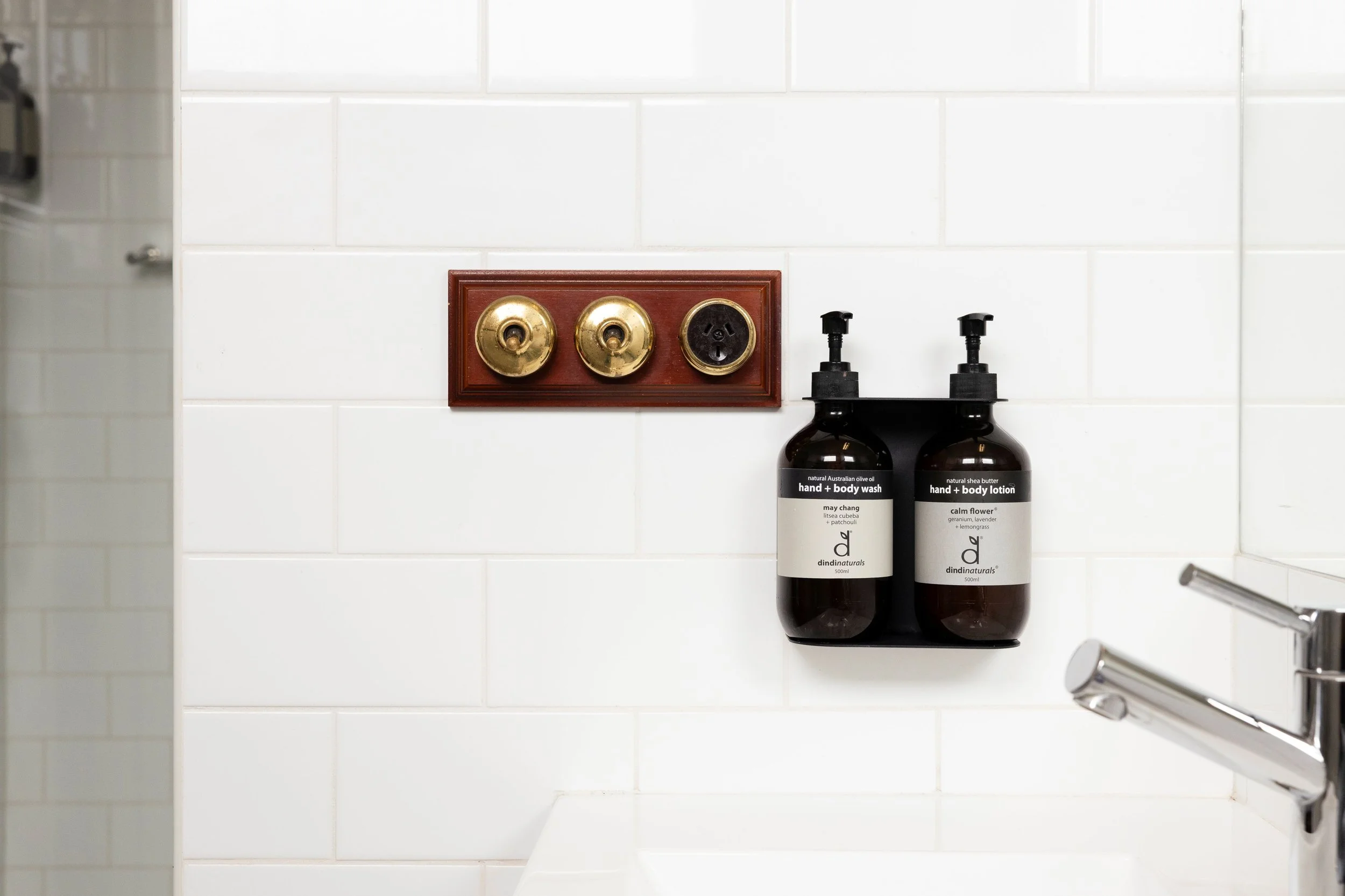 Queen with Ensuite - Details Bathroom-6785sm.jpg