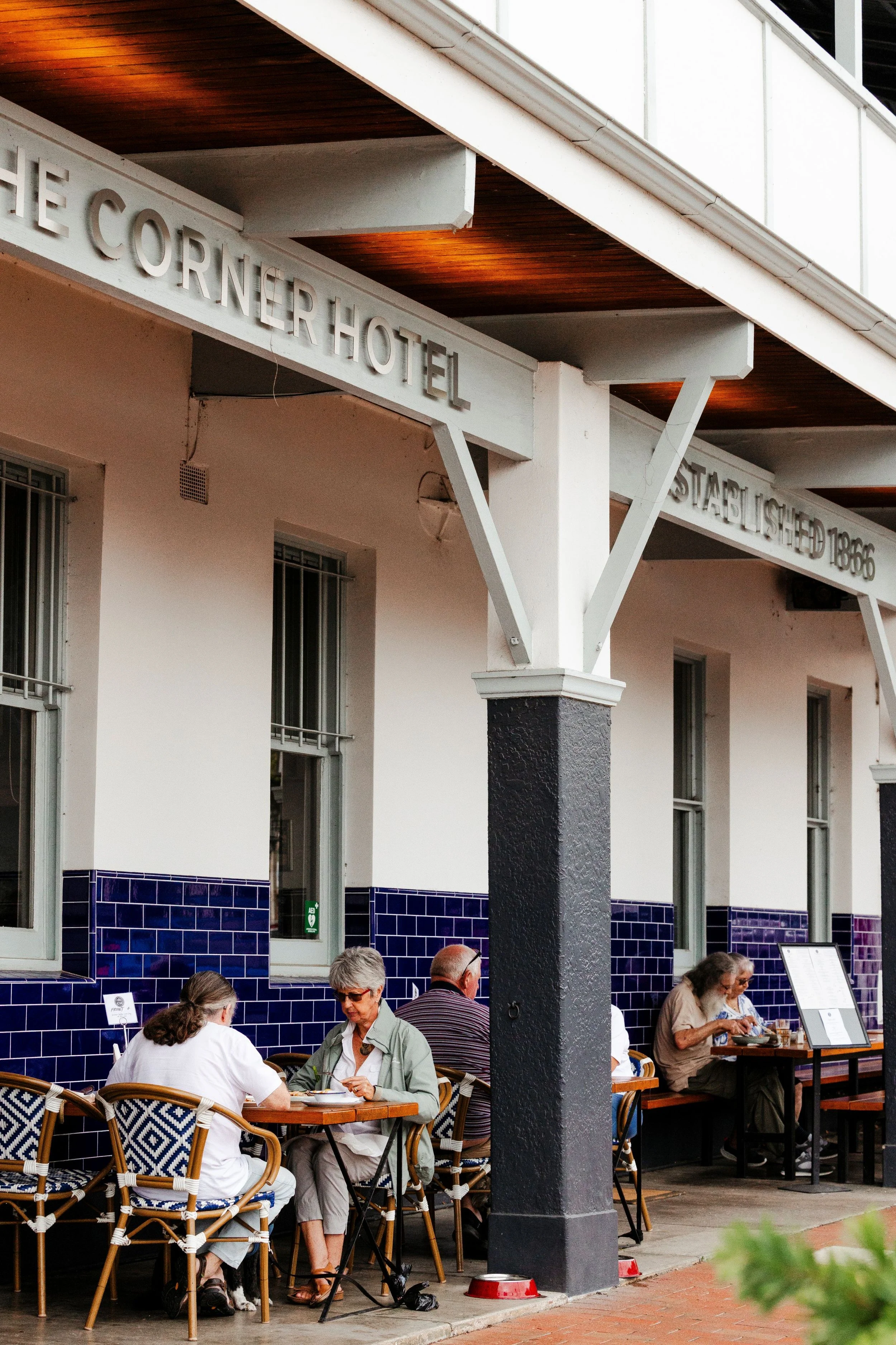 Resturant Exteriors-Mature with dogs.jpg